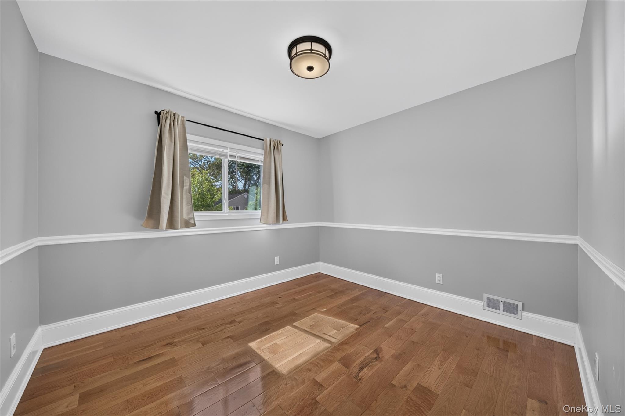 11 Lincrest Street – For Sale photo 7