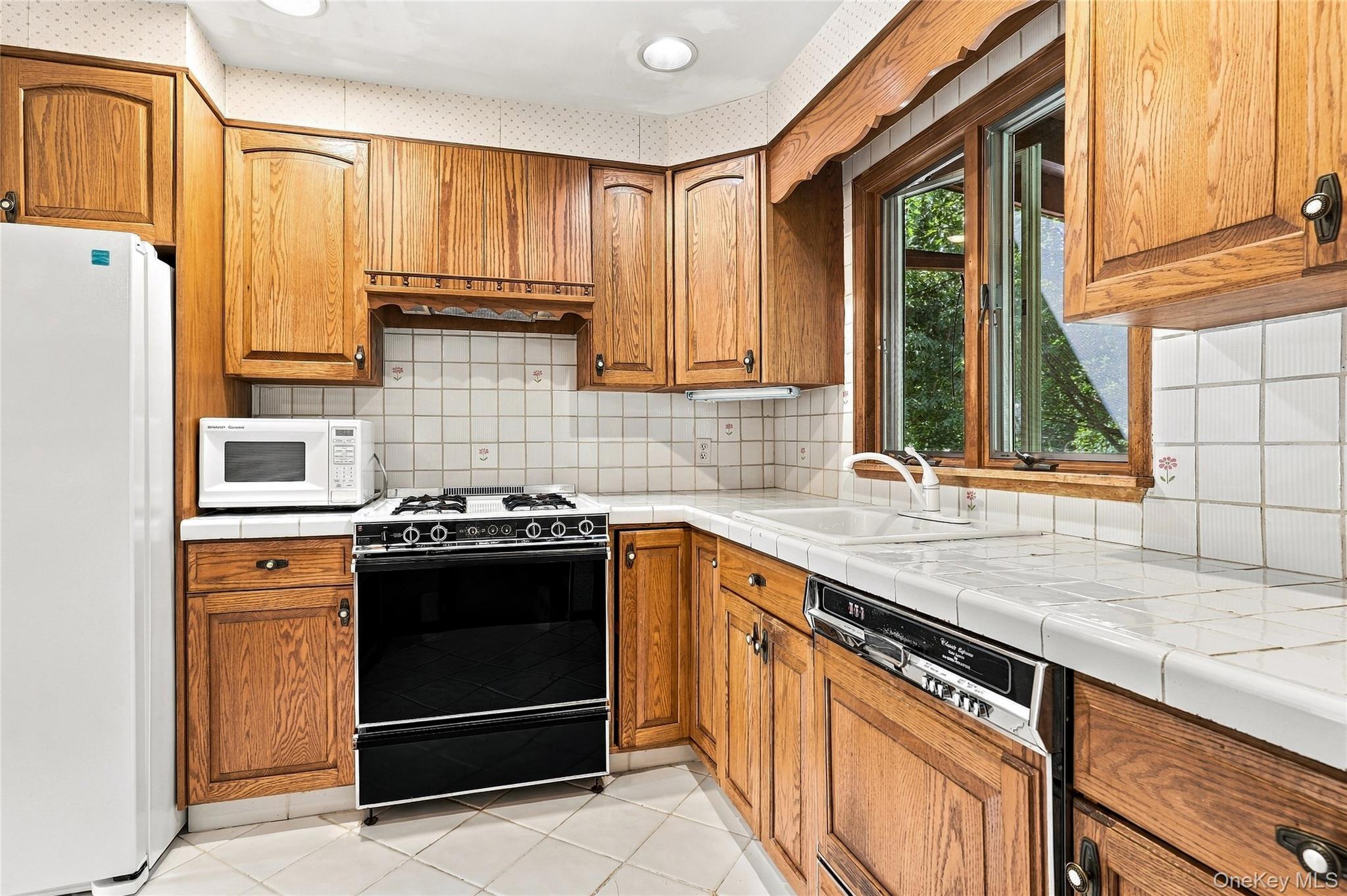 218 Gallagher Street – For Sale photo 8