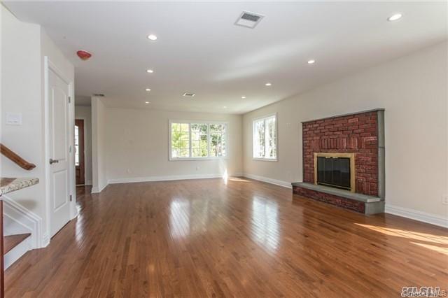 199 Royal Avenue – For Sale photo 3