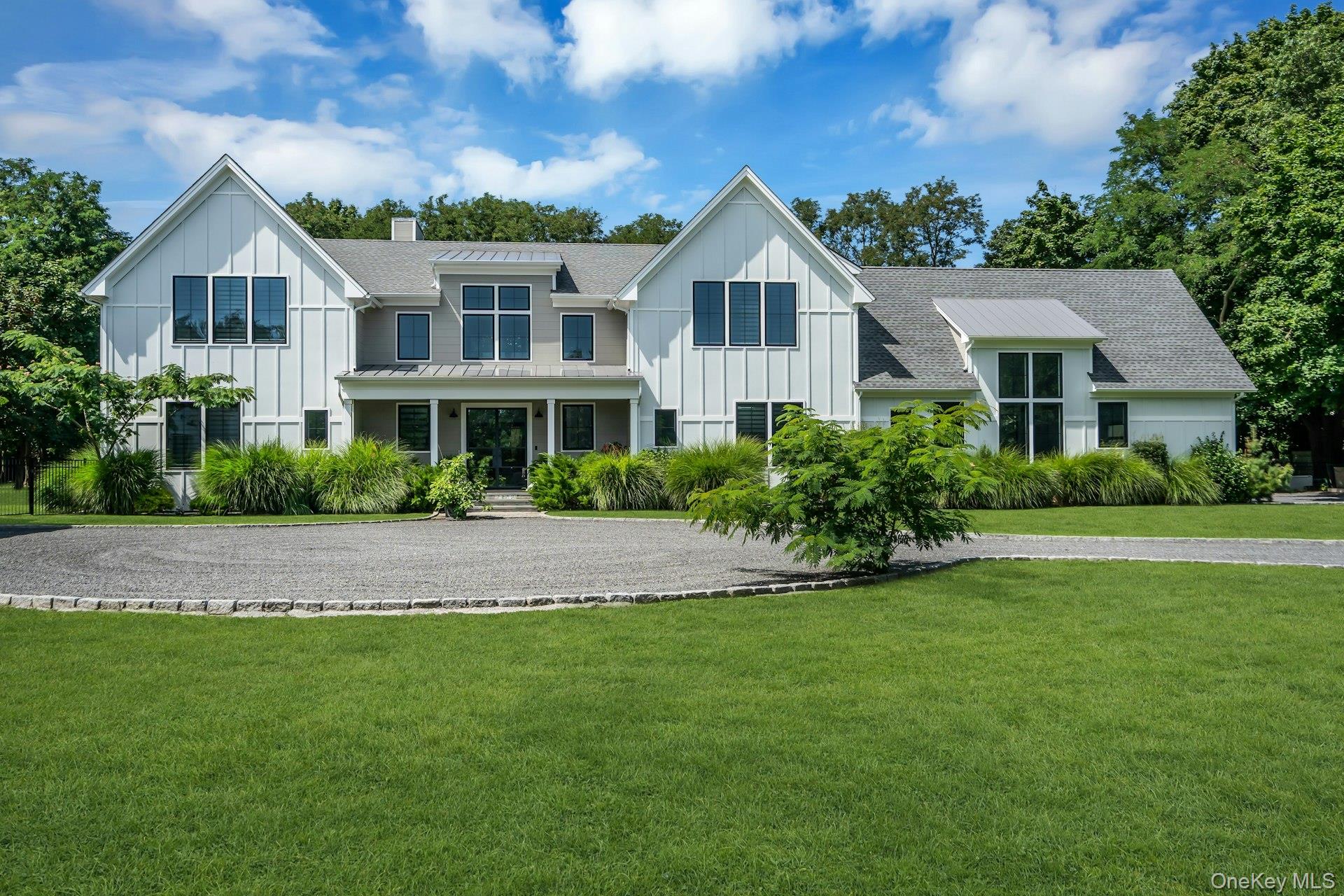 712 Hubbard Avenue – For Sale