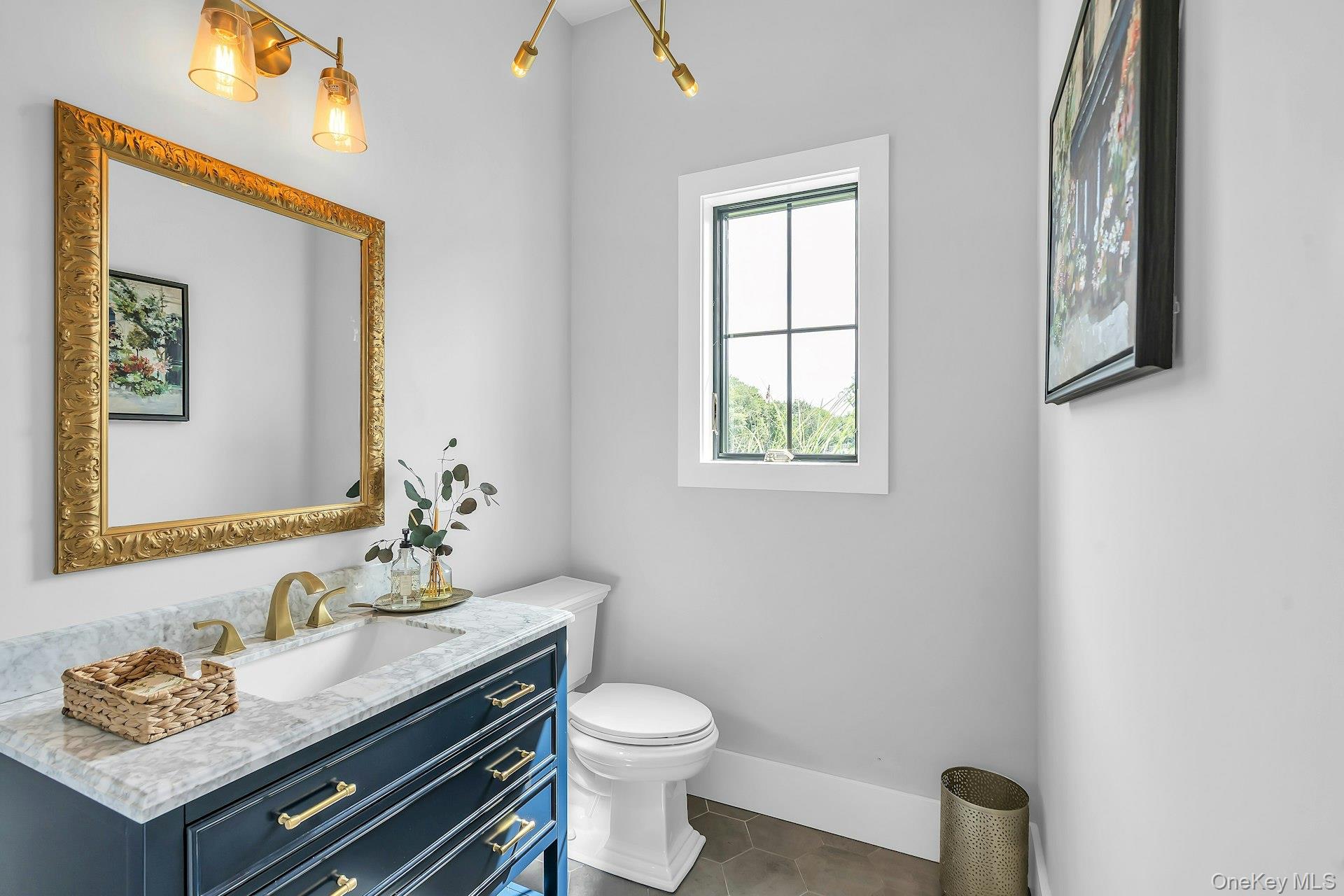 712 Hubbard Avenue – For Sale photo 18