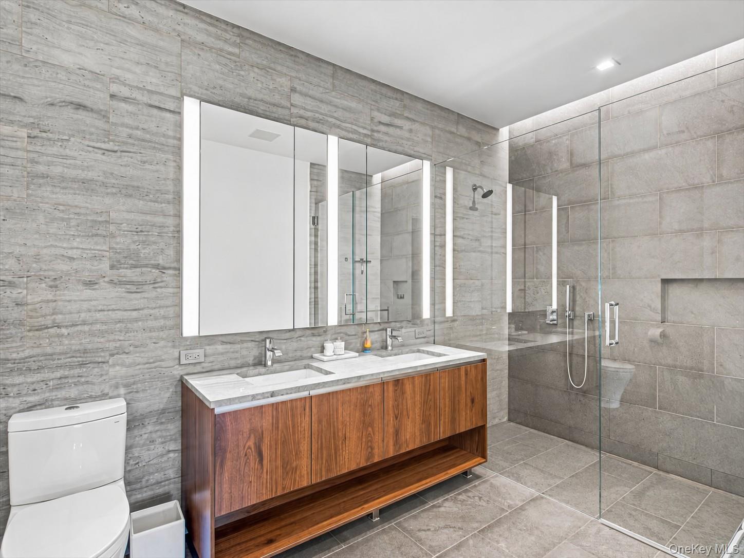 2121 31st Street, Unit 2C photo 18
