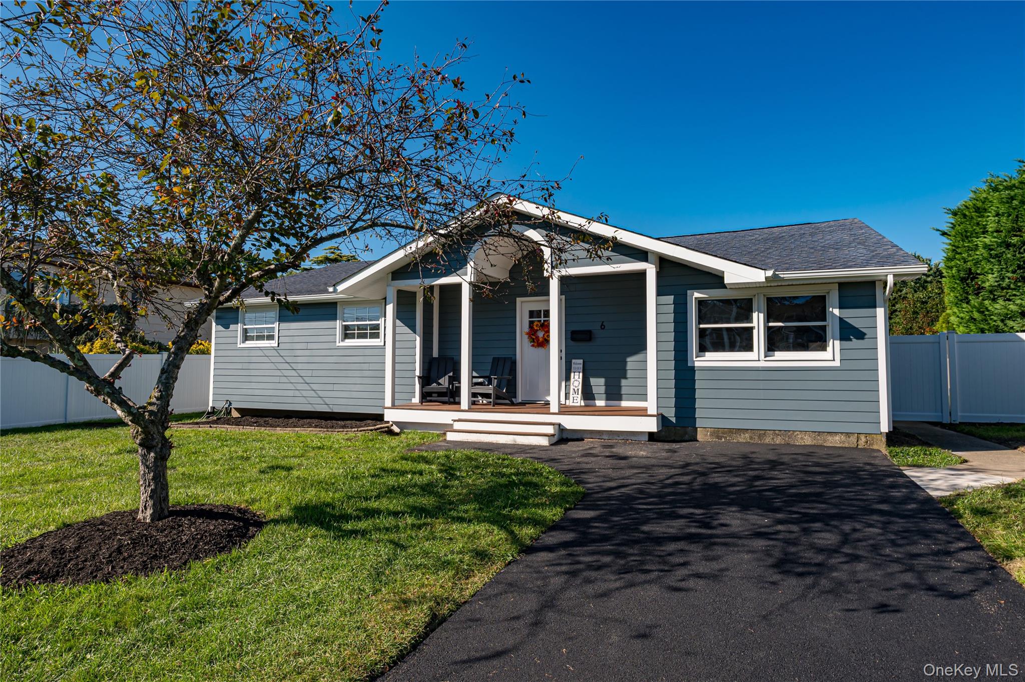 6 Evy Court – For Sale