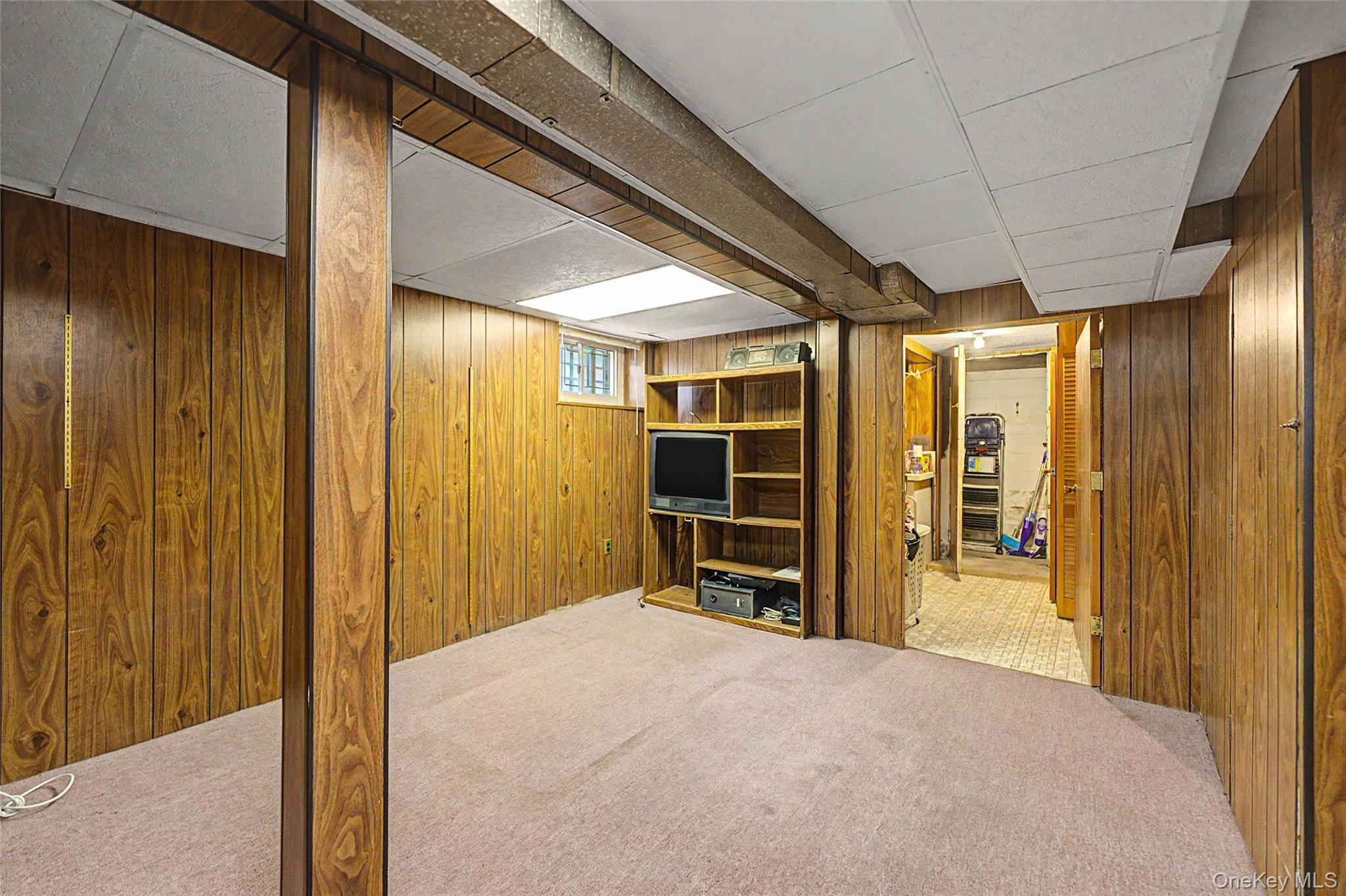 6128 62nd Street – For Sale photo 15