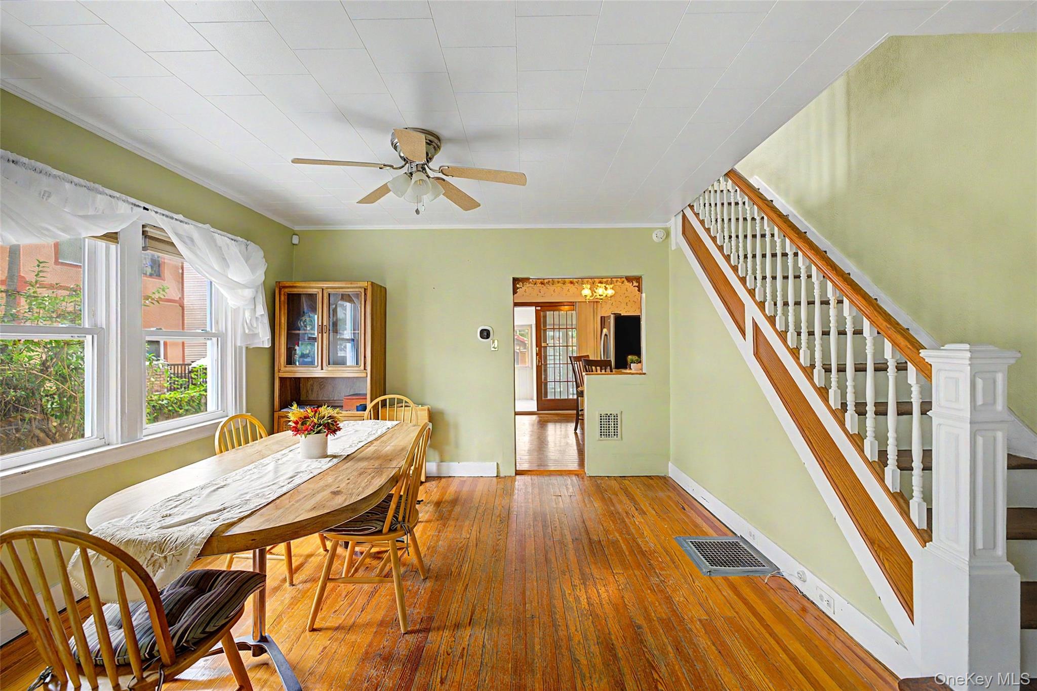 6128 62nd Street – For Sale photo 5