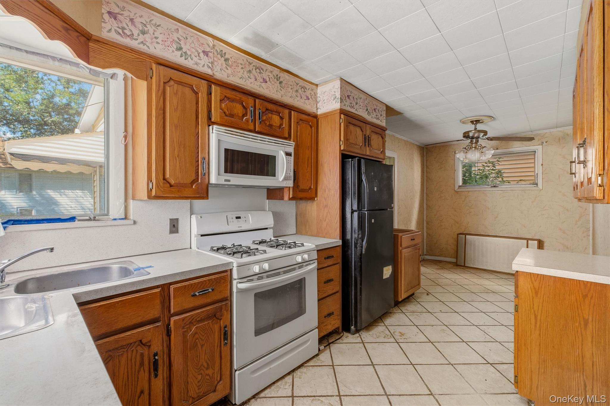 102 DELAFIELD Street – For Sale photo 8