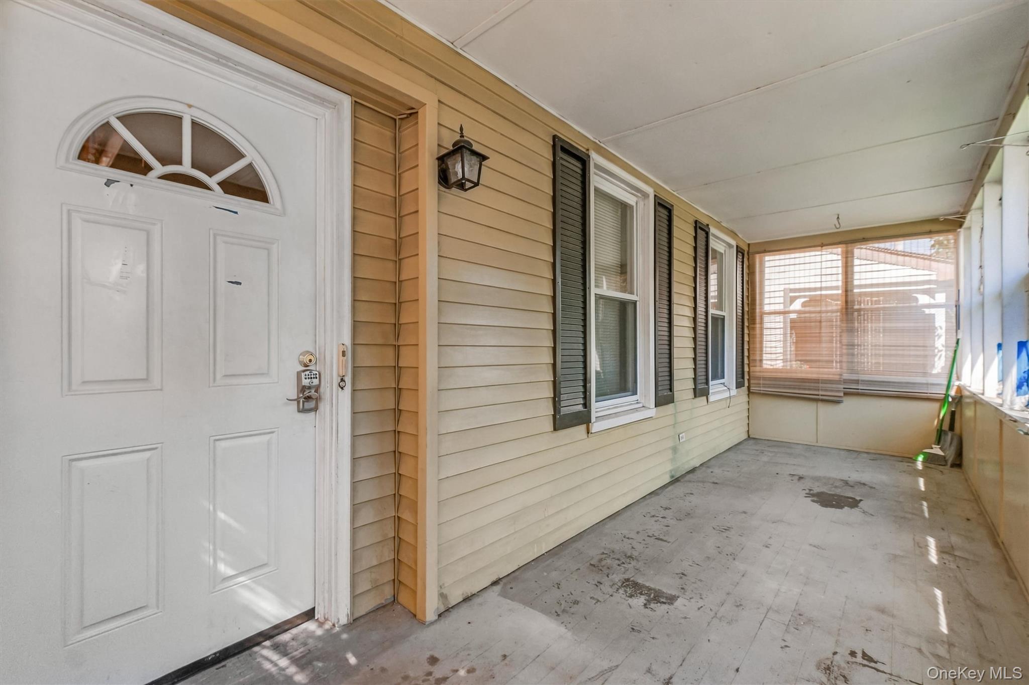 102 DELAFIELD Street – For Sale photo 3