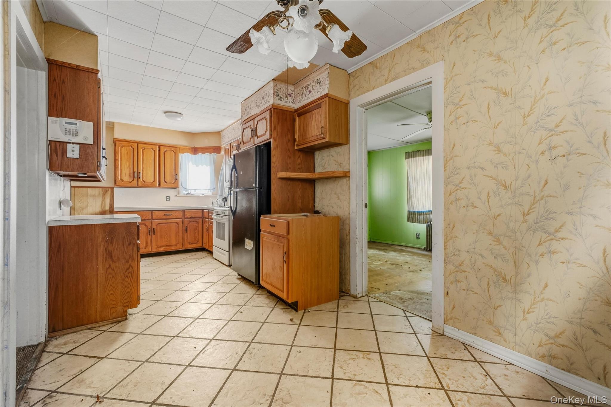 102 DELAFIELD Street – For Sale photo 9