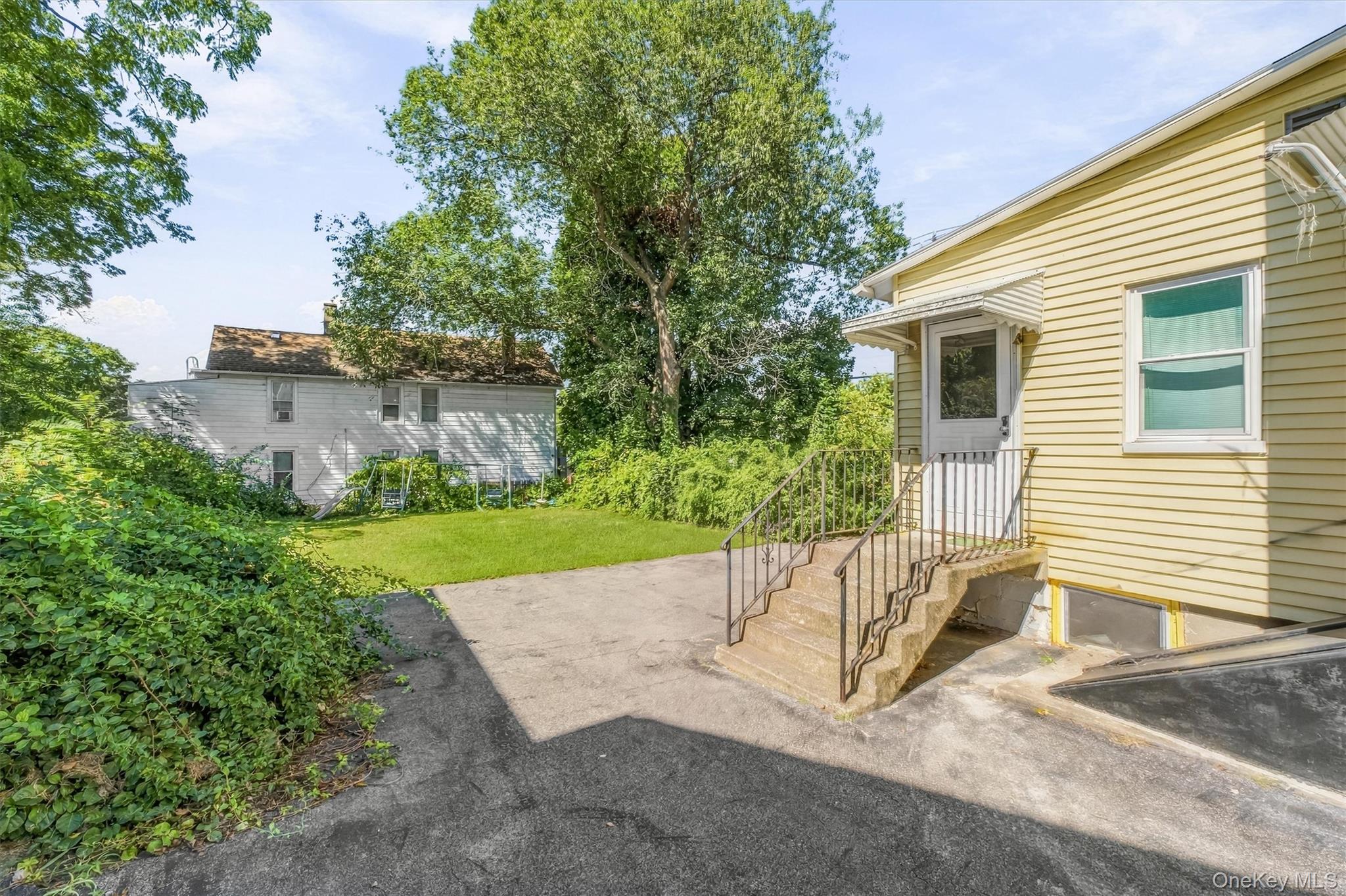 102 DELAFIELD Street – For Sale photo 16