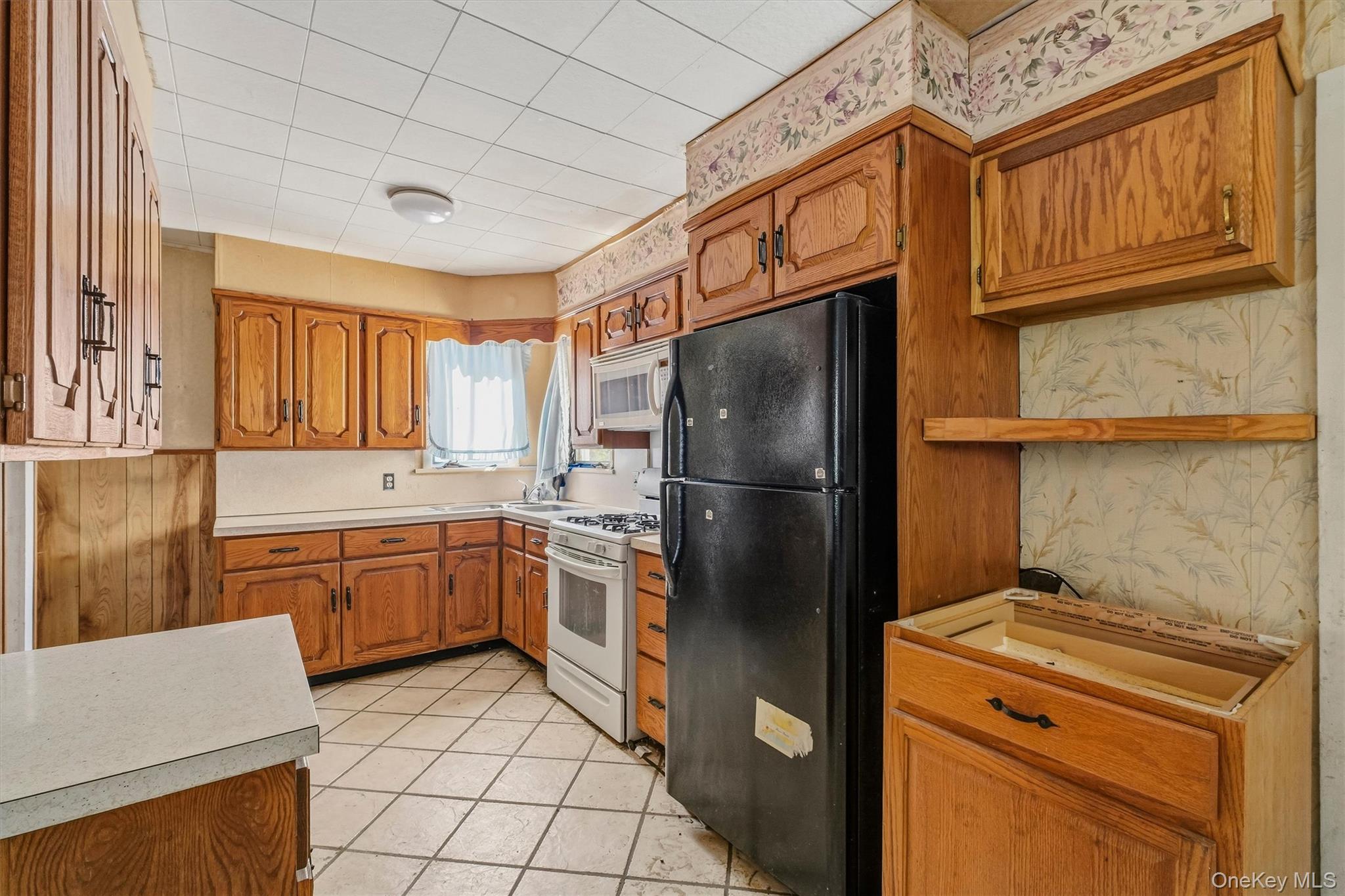 102 DELAFIELD Street – For Sale photo 6