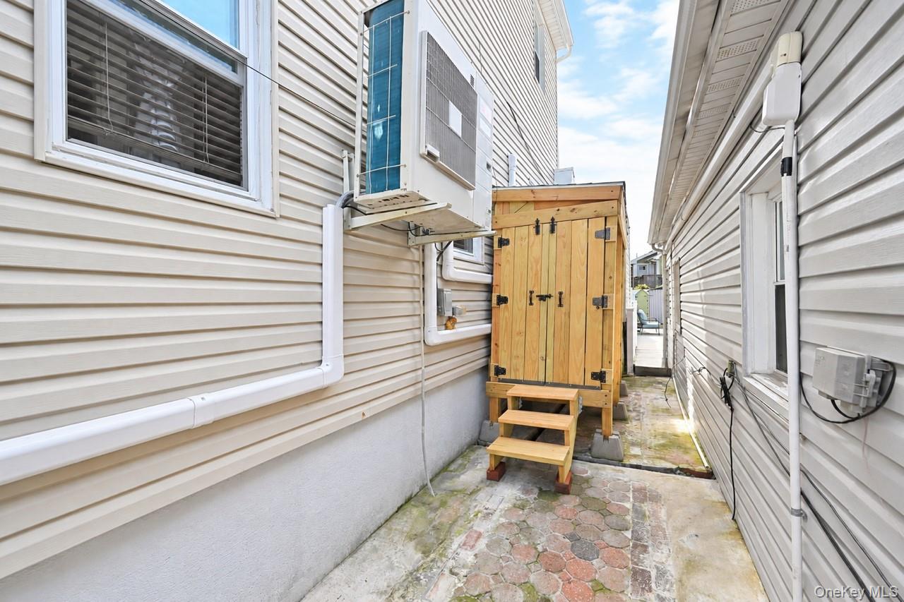 108 E 6th Road – For Sale photo 19