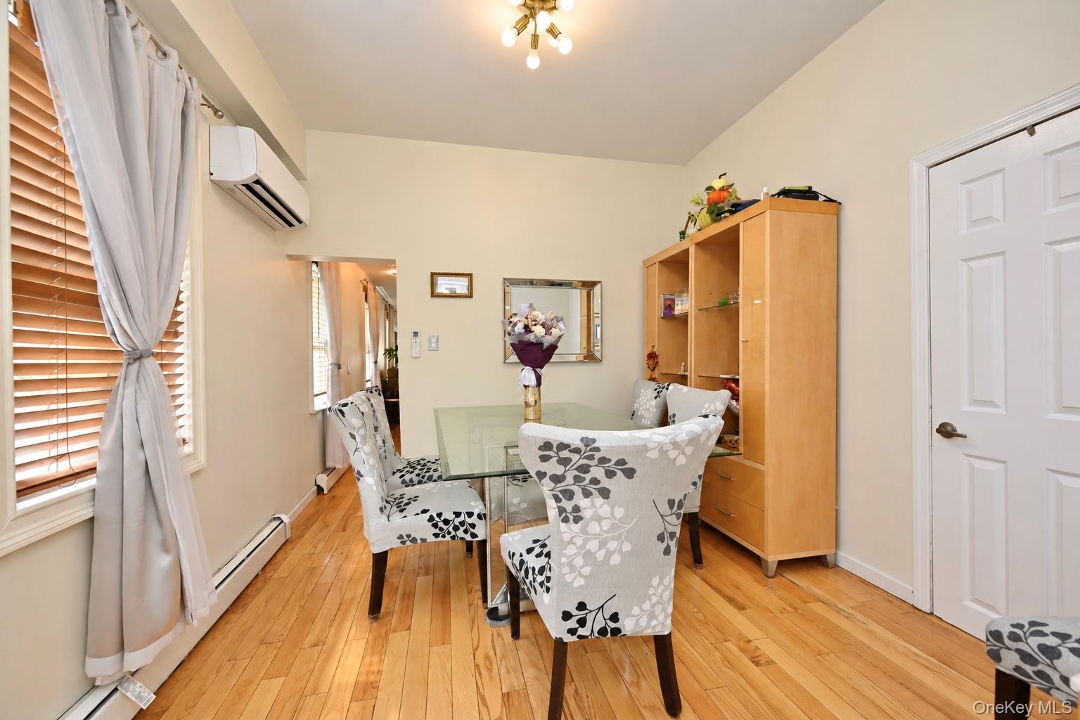 108 E 6th Road – For Sale photo 4