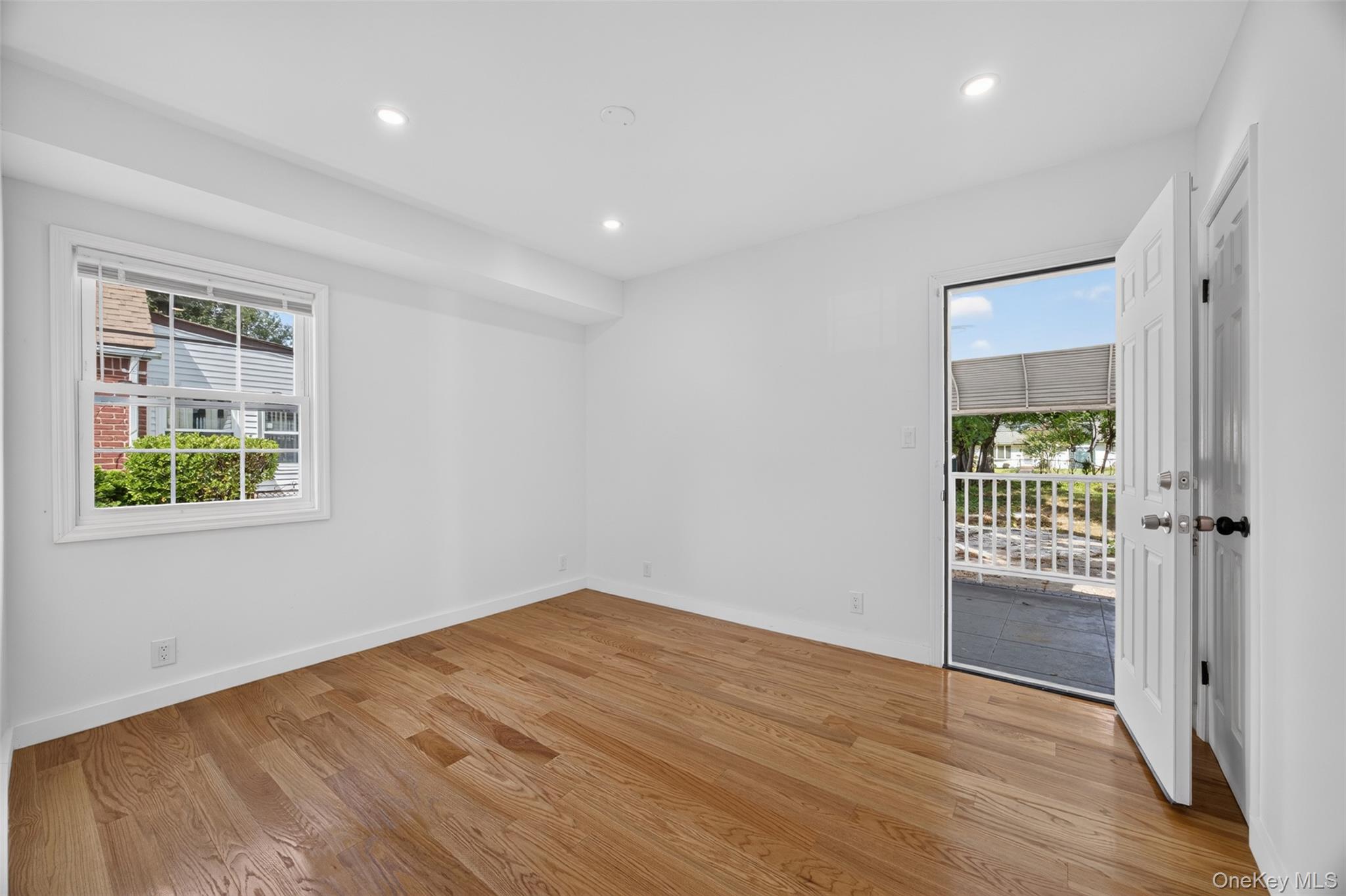 33 Carol Street – For Sale photo 12