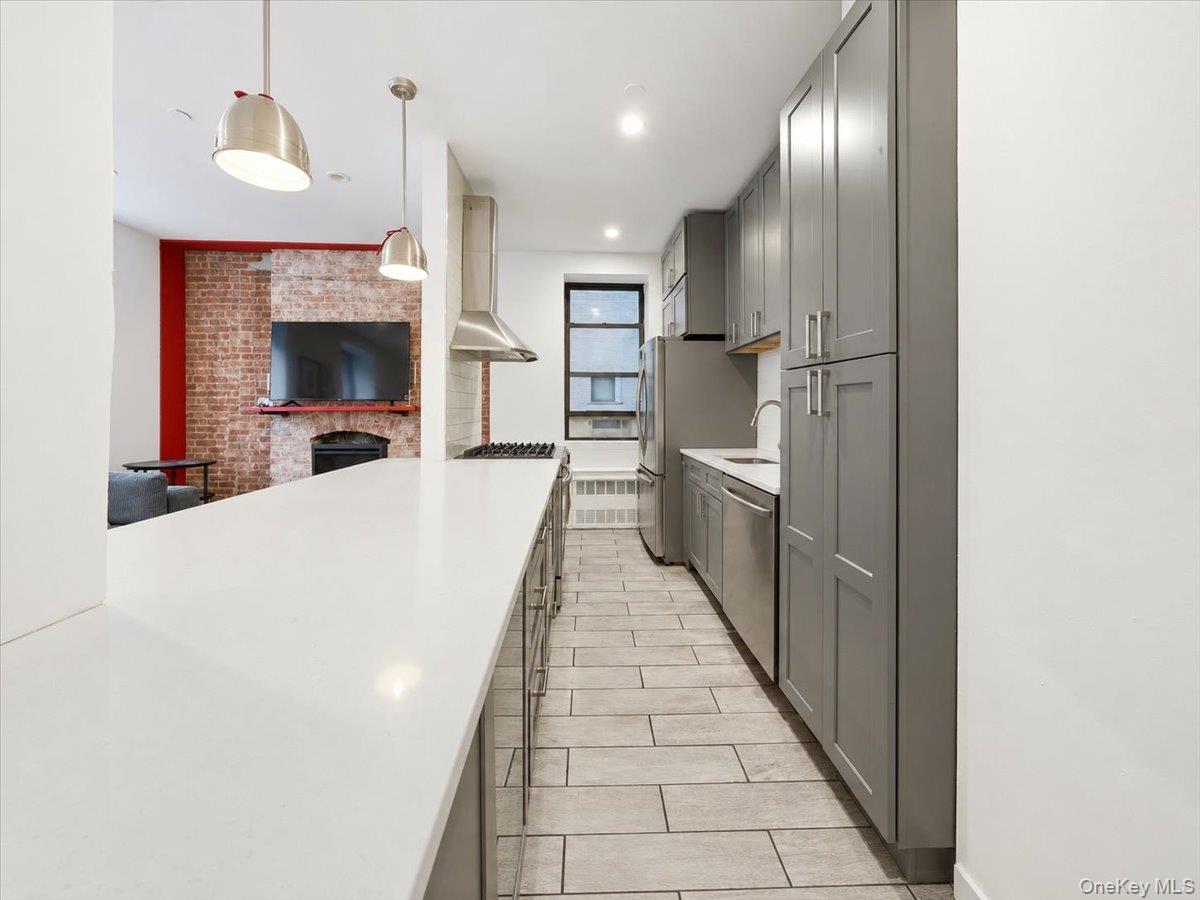 51 W 106th St New York, Unit 1A photo 5