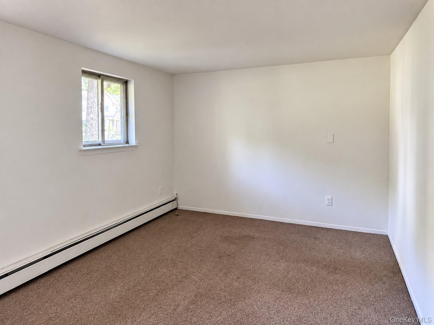 33 Talmadge Drive – For Rent photo 13