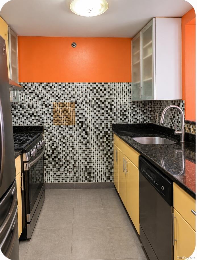 8820 Parsons Boulevard, Unit 2A photo 4