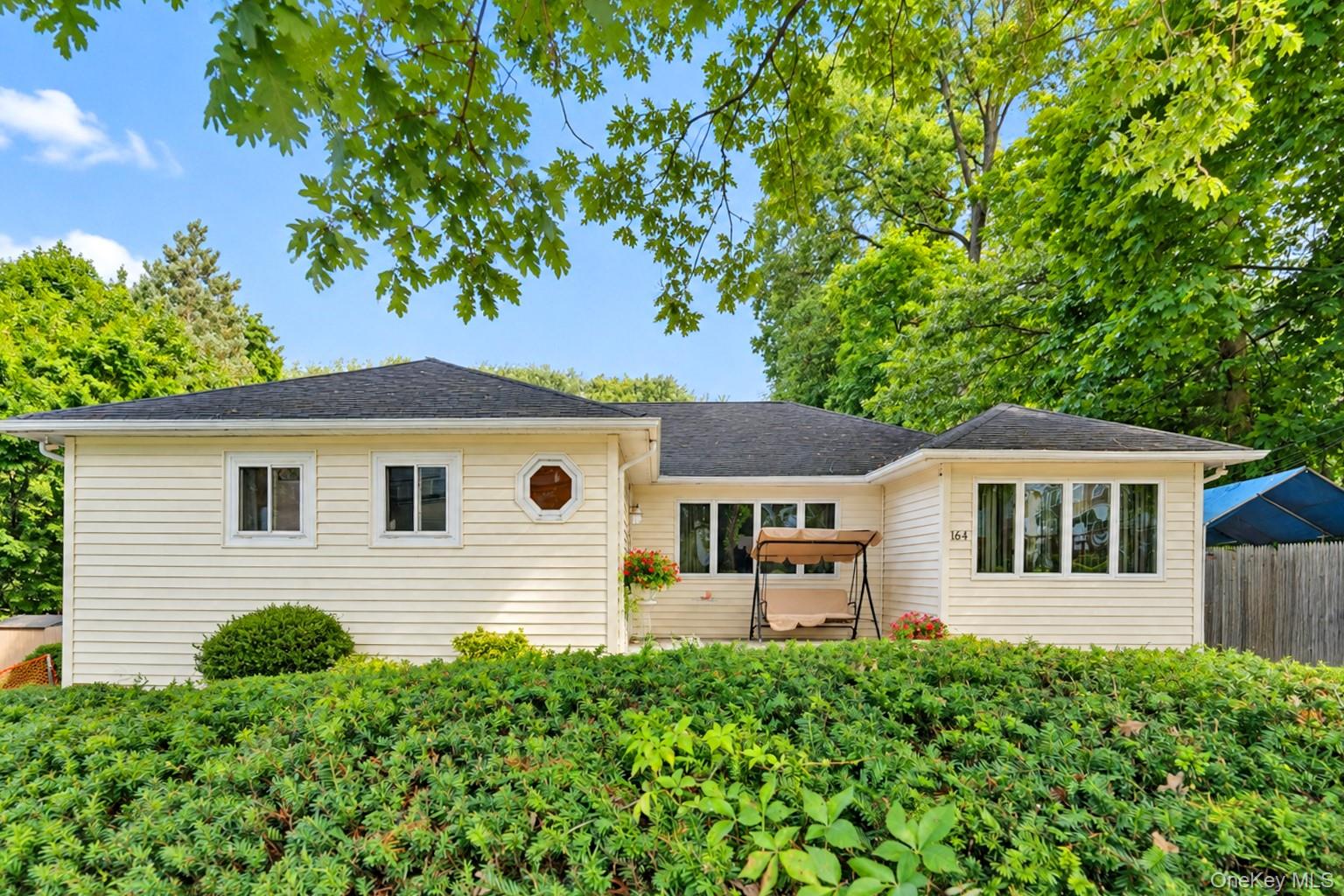 164 Landing Road – For Sale photo 2