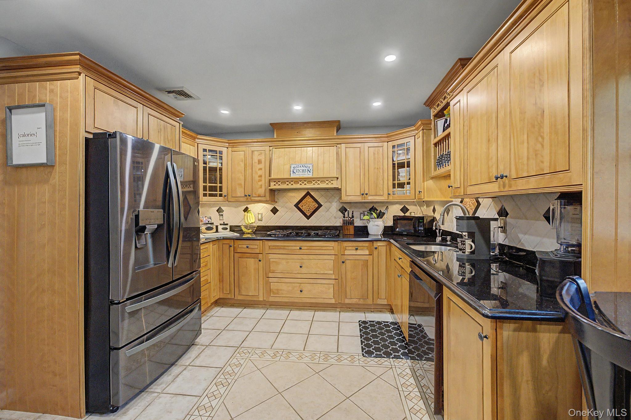 15 Winnecomac Circle – For Sale photo 11