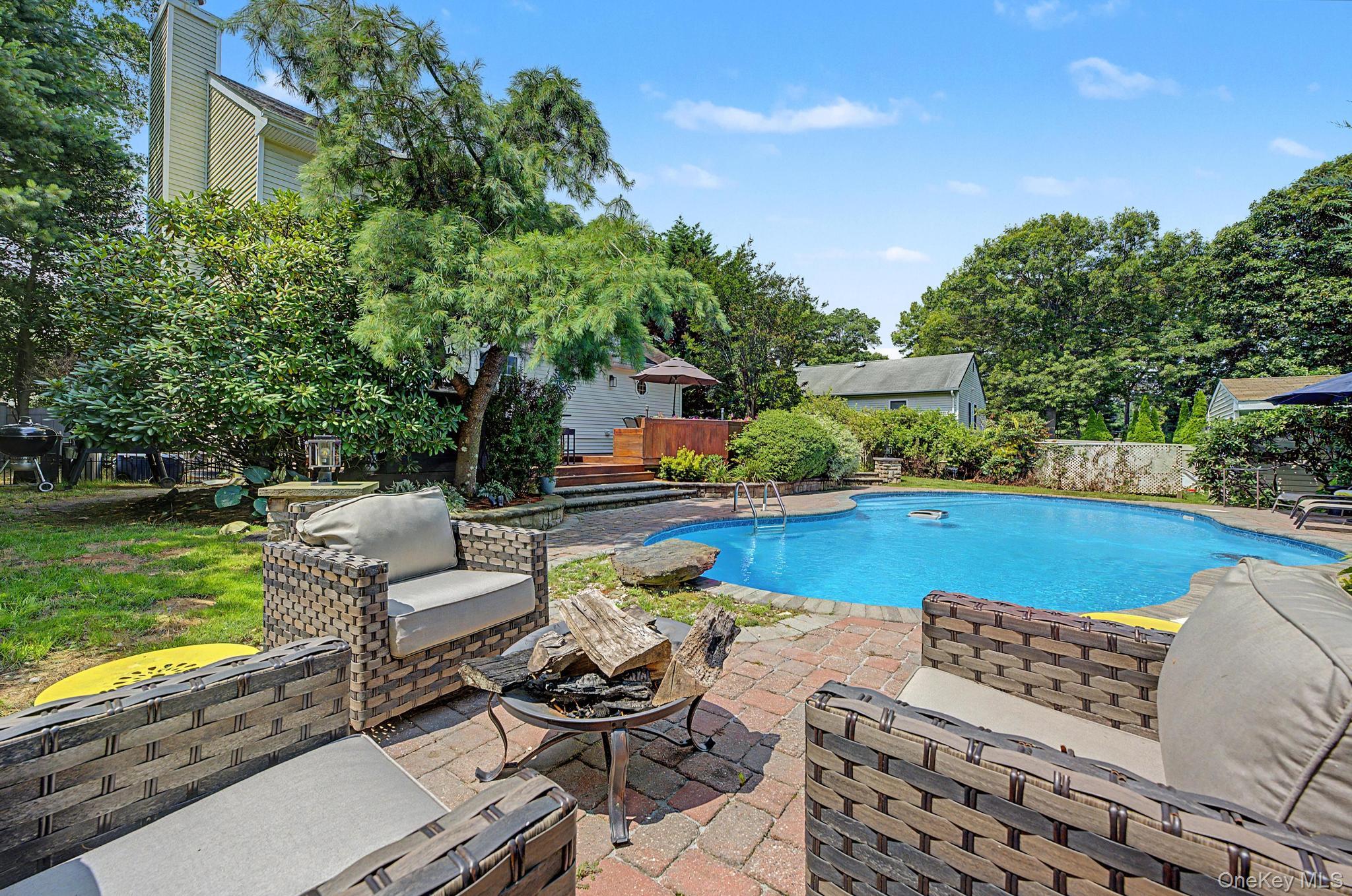 15 Winnecomac Circle – For Sale photo 42