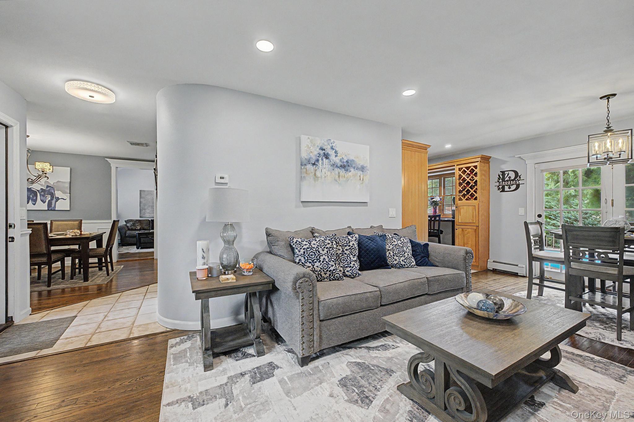 15 Winnecomac Circle – For Sale photo 5