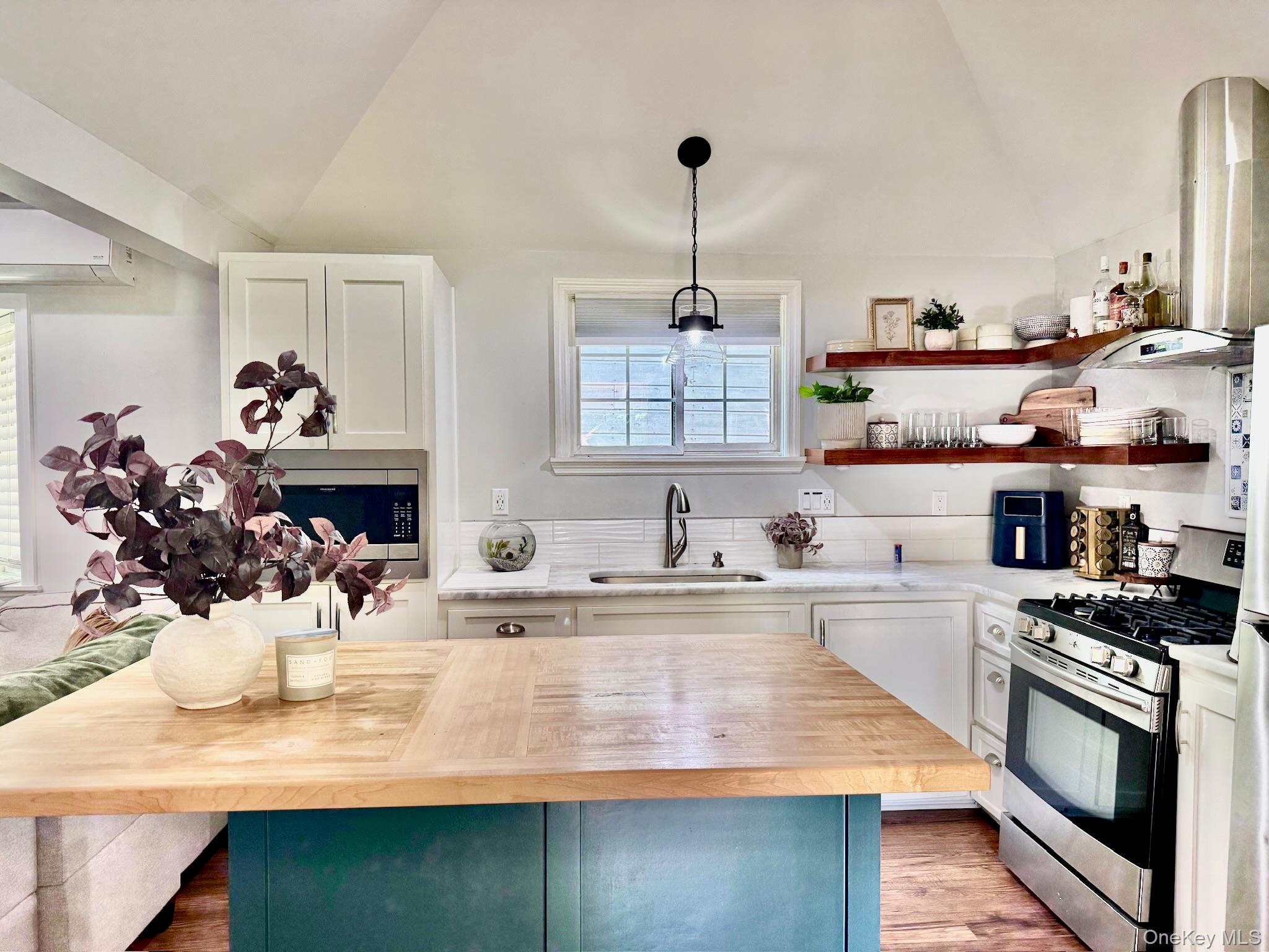 215 Maple Avenue – For Sale photo 11
