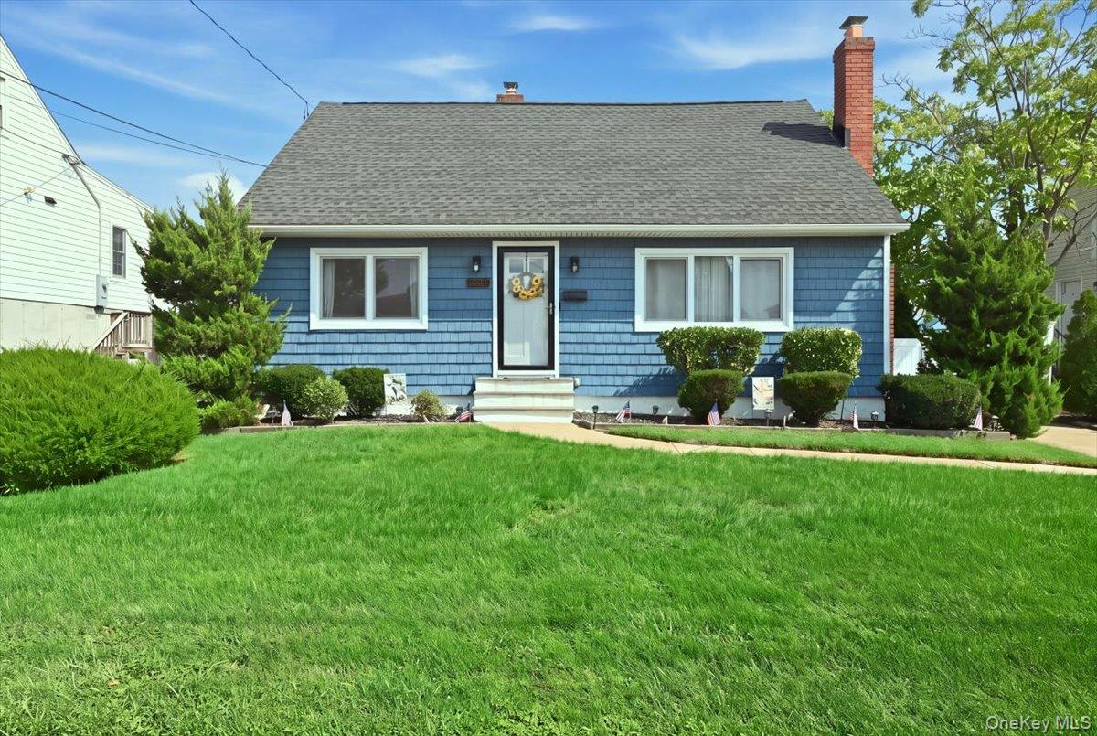 293 Roosevelt Avenue – For Sale photo 3