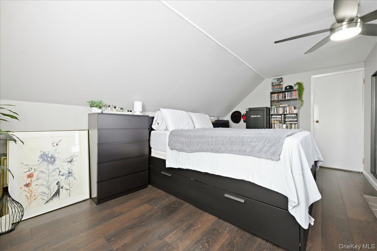 293 Roosevelt Avenue – For Sale photo 21