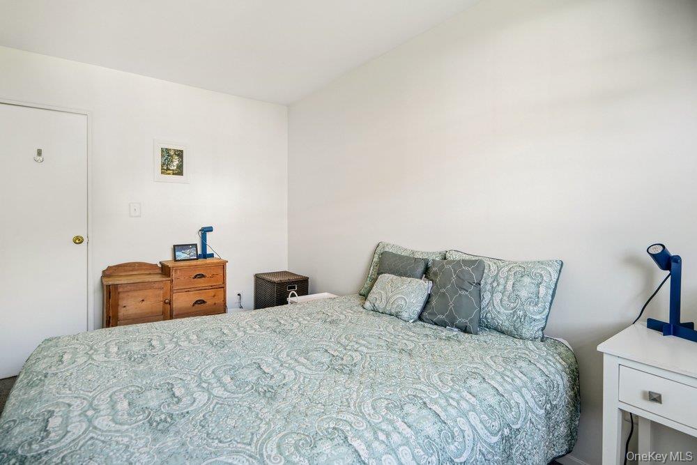 460 Old Town Road, Unit 27L photo 19