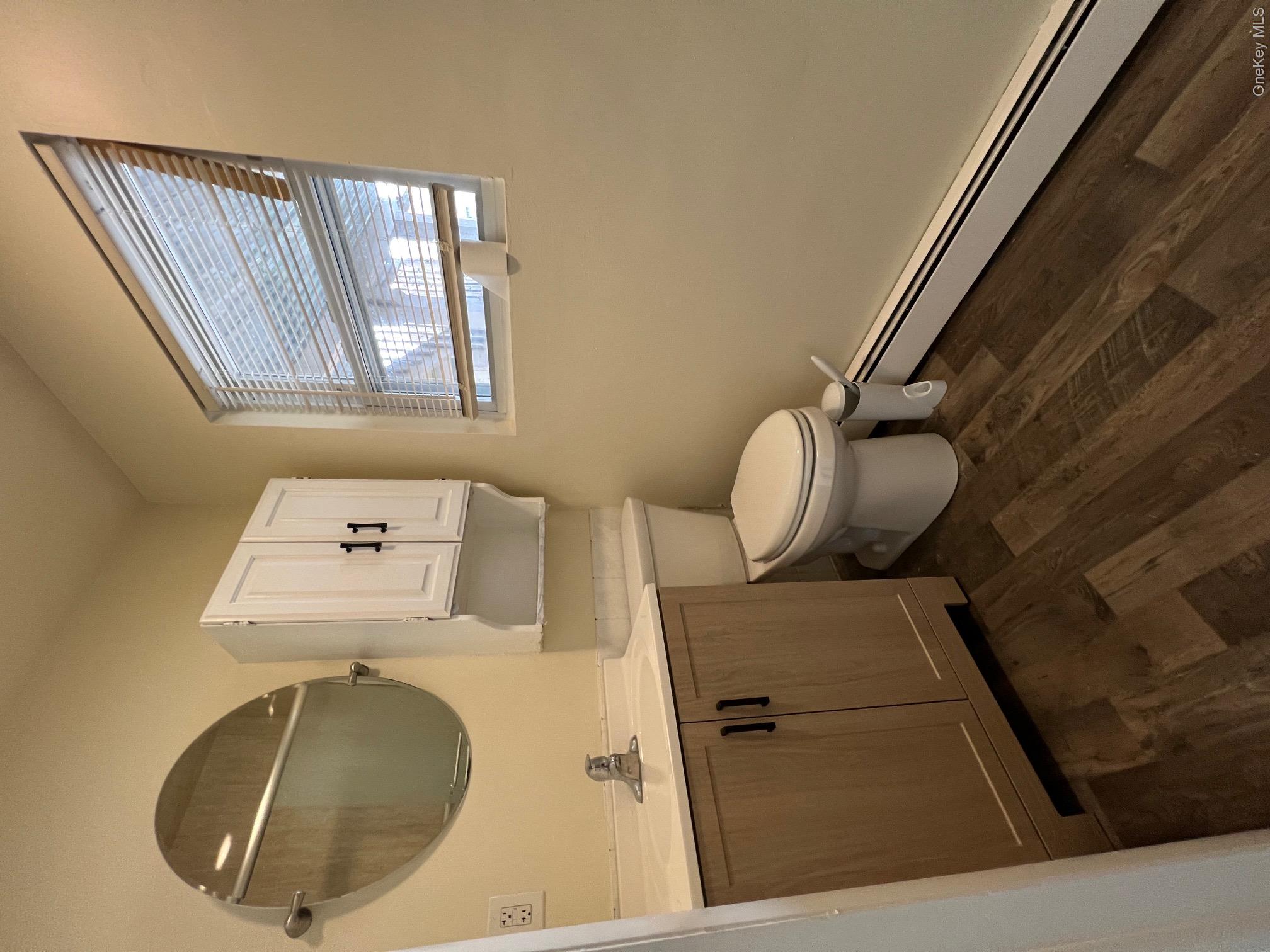 1 W Academy Street – For Sale photo 5