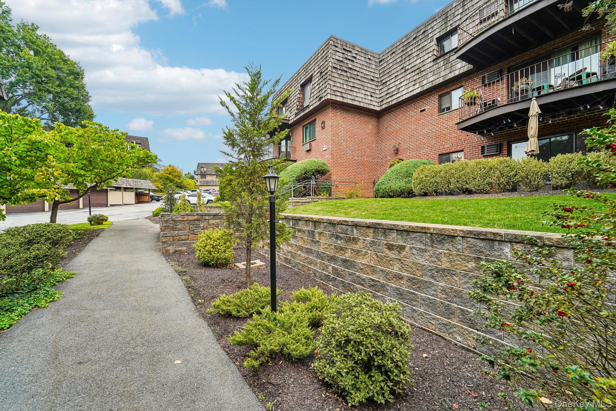 4 Briarcliff Drive S, Unit 9 photo 10