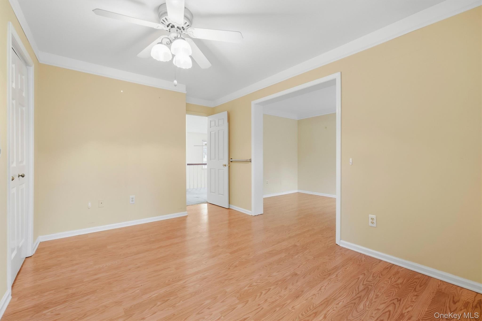 1069 Wolcott Avenue – For Sale photo 25