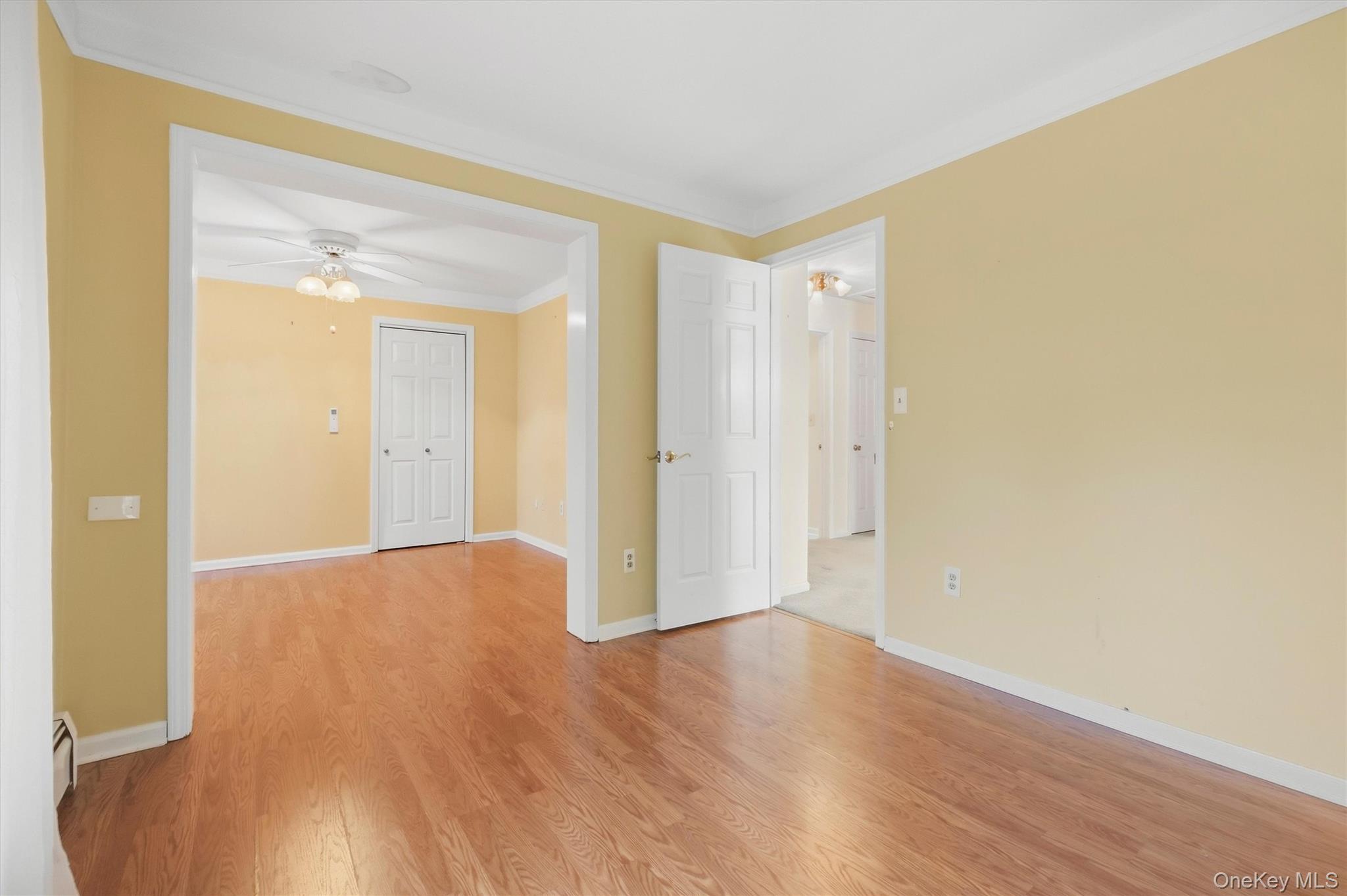 1069 Wolcott Avenue – For Sale photo 26