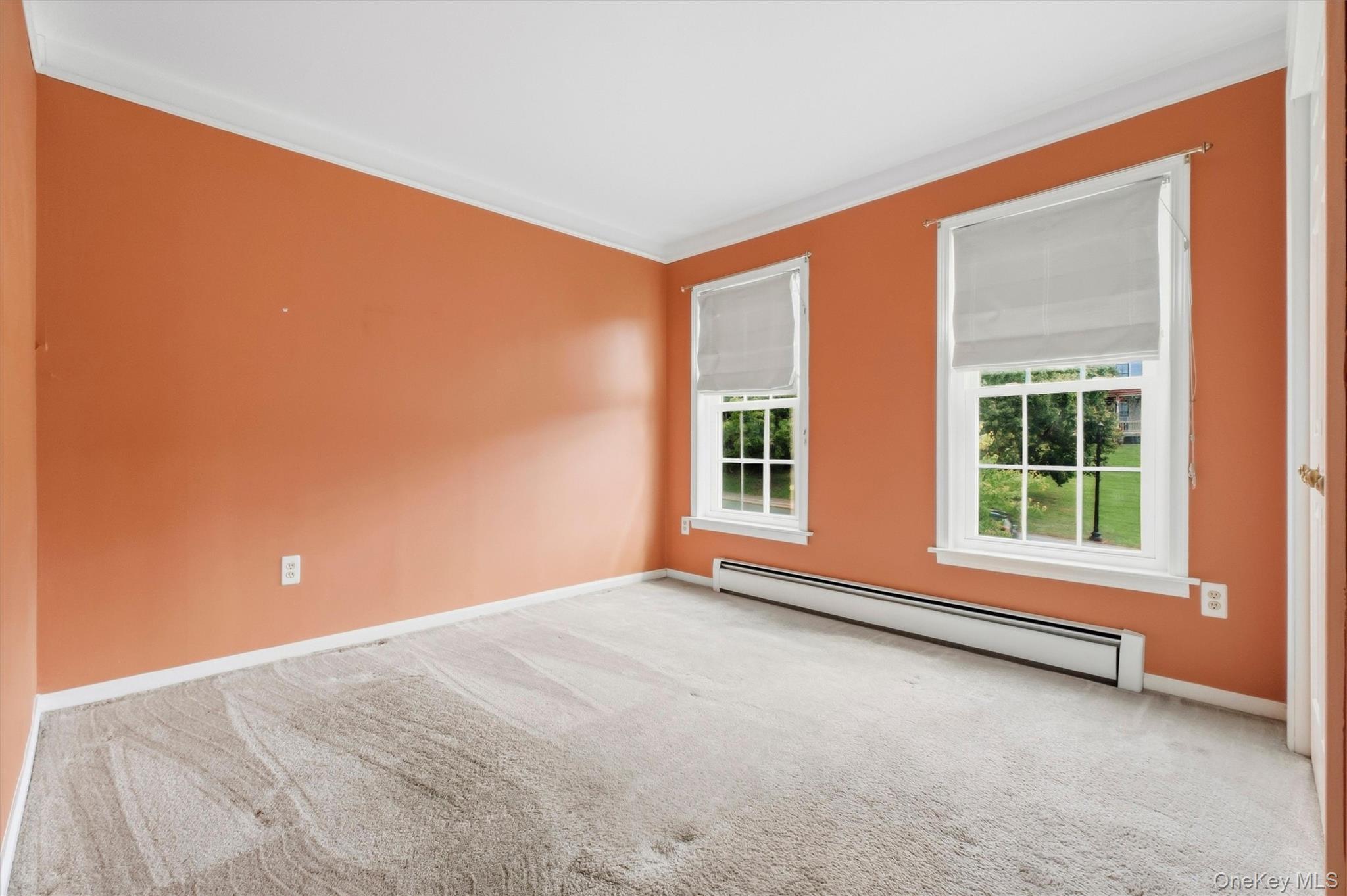 1069 Wolcott Avenue – For Sale photo 22