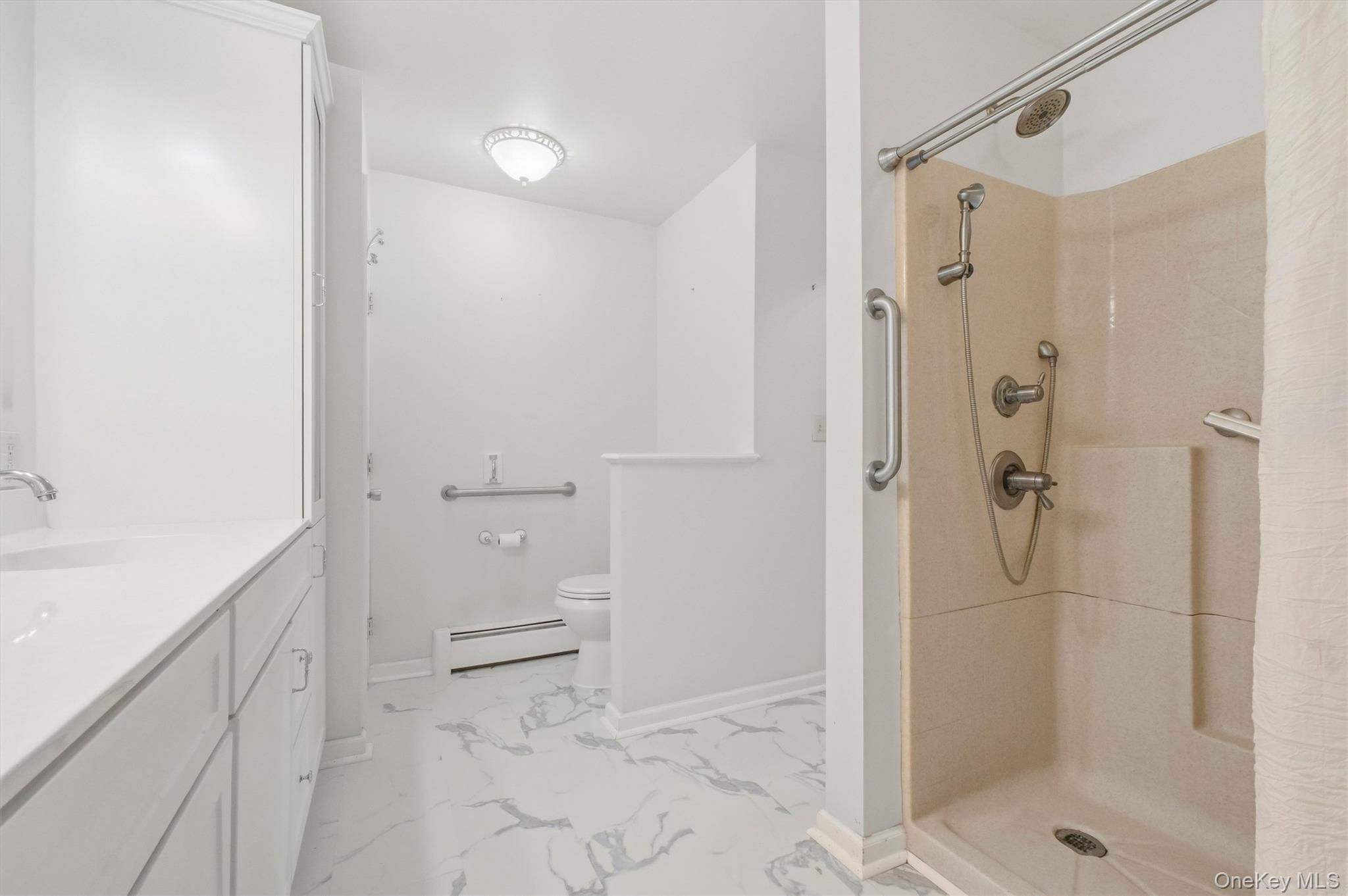 1069 Wolcott Avenue – For Sale photo 28