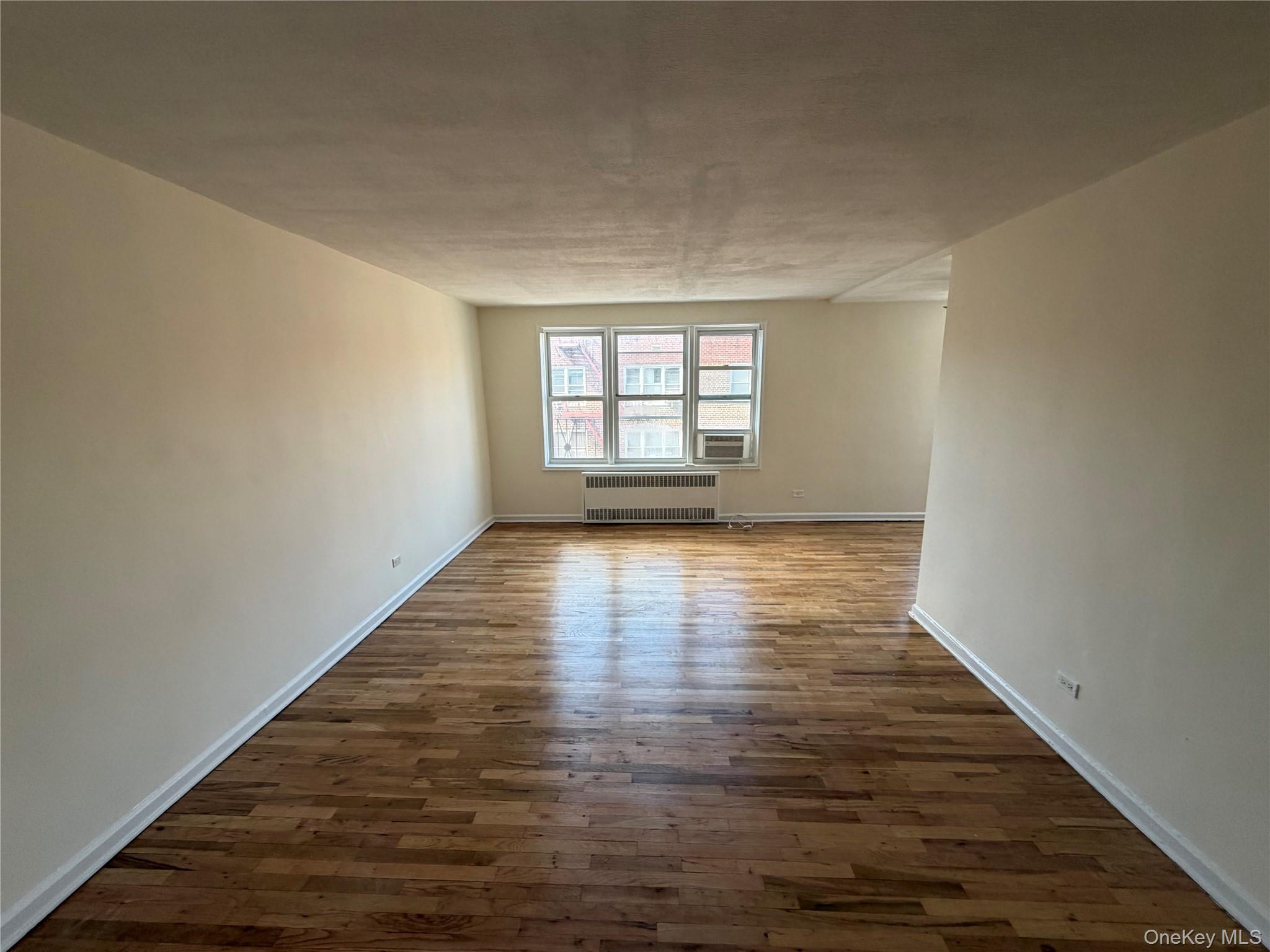 79-10 34th Avenue, Unit 7L photo 5
