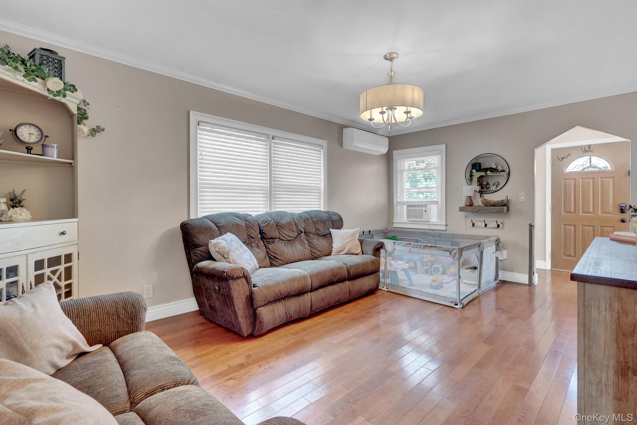 410 Clive Place – For Sale photo 6