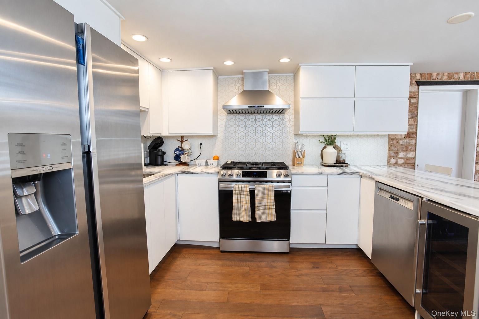 106 Pacific Boulevard – For Rent photo 17