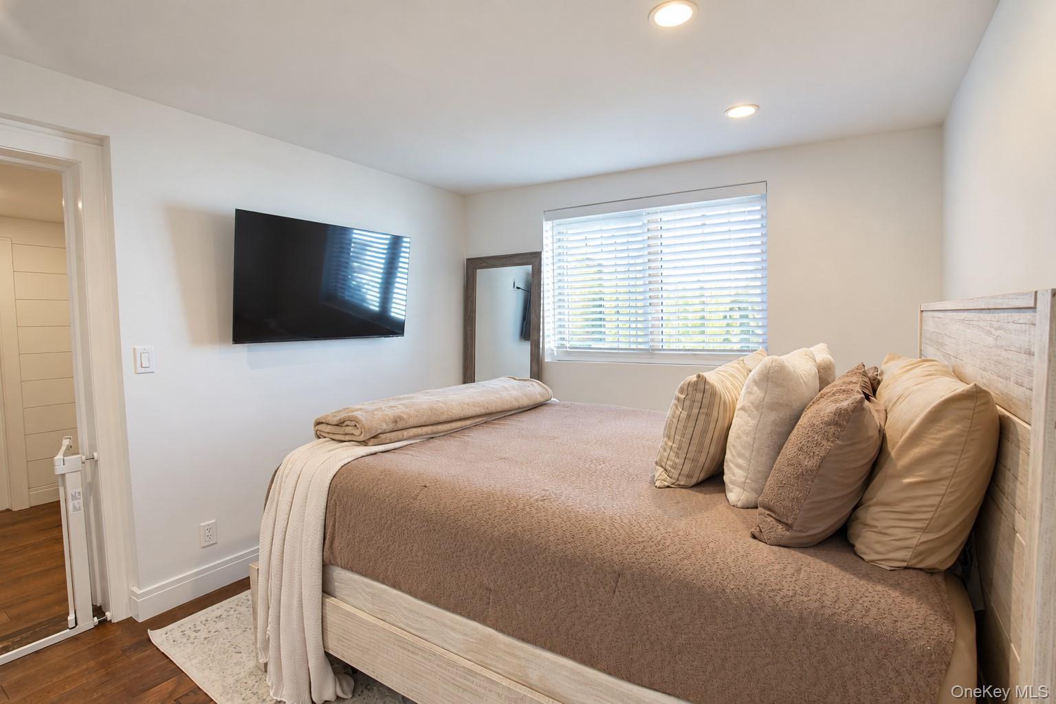 106 Pacific Boulevard – For Rent photo 23
