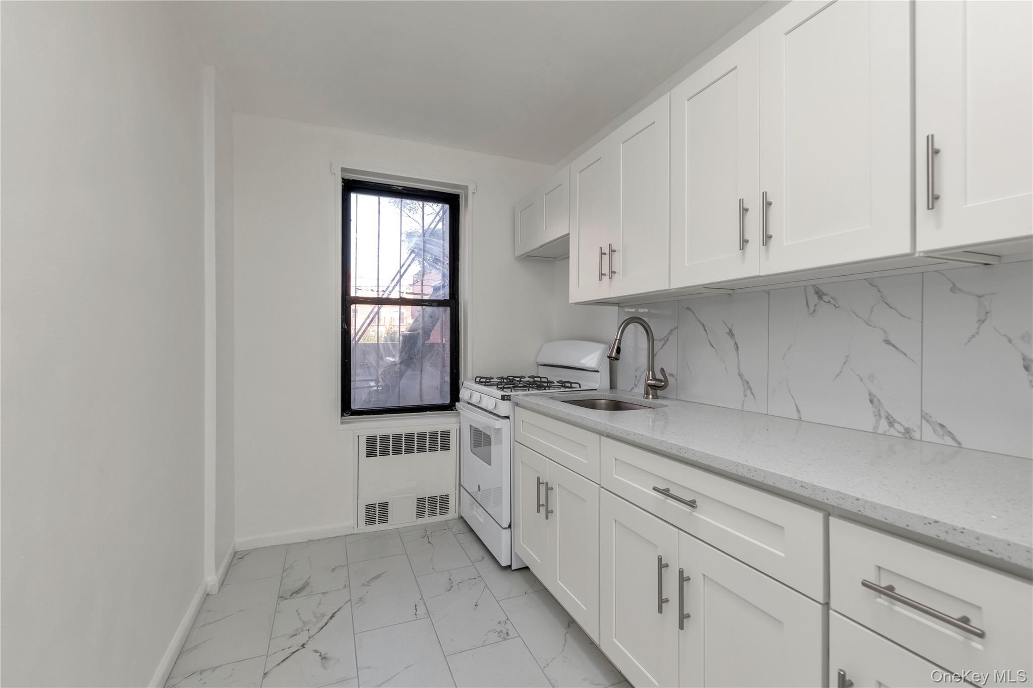 144-11 Sanford Avenue, Unit 1H photo 11