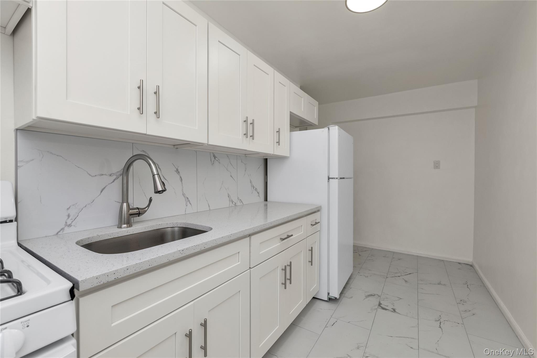 144-11 Sanford Avenue, Unit 1H photo 12