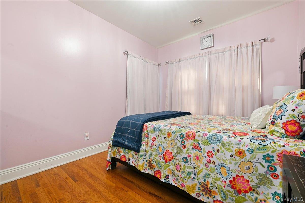 136 Oak Street – For Sale photo 21