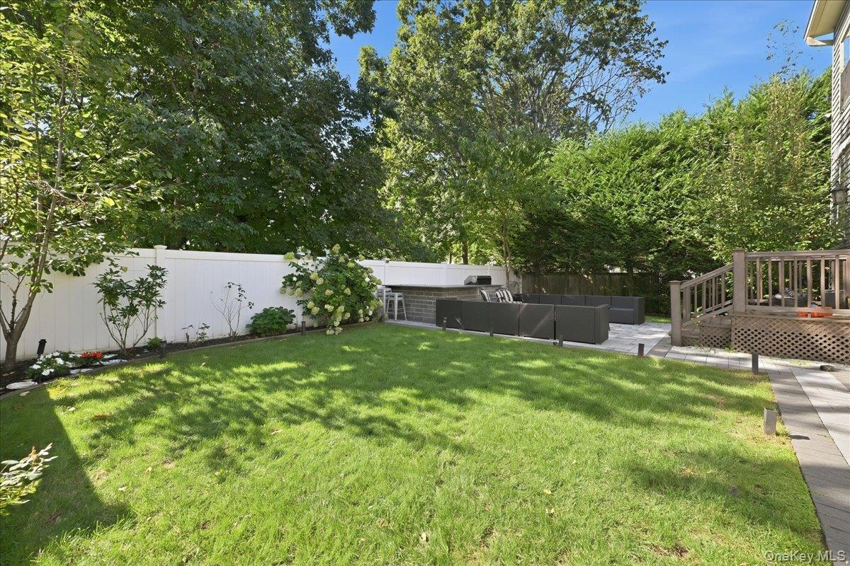 136 Oak Street – For Sale photo 29