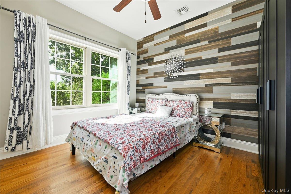 136 Oak Street – For Sale photo 24