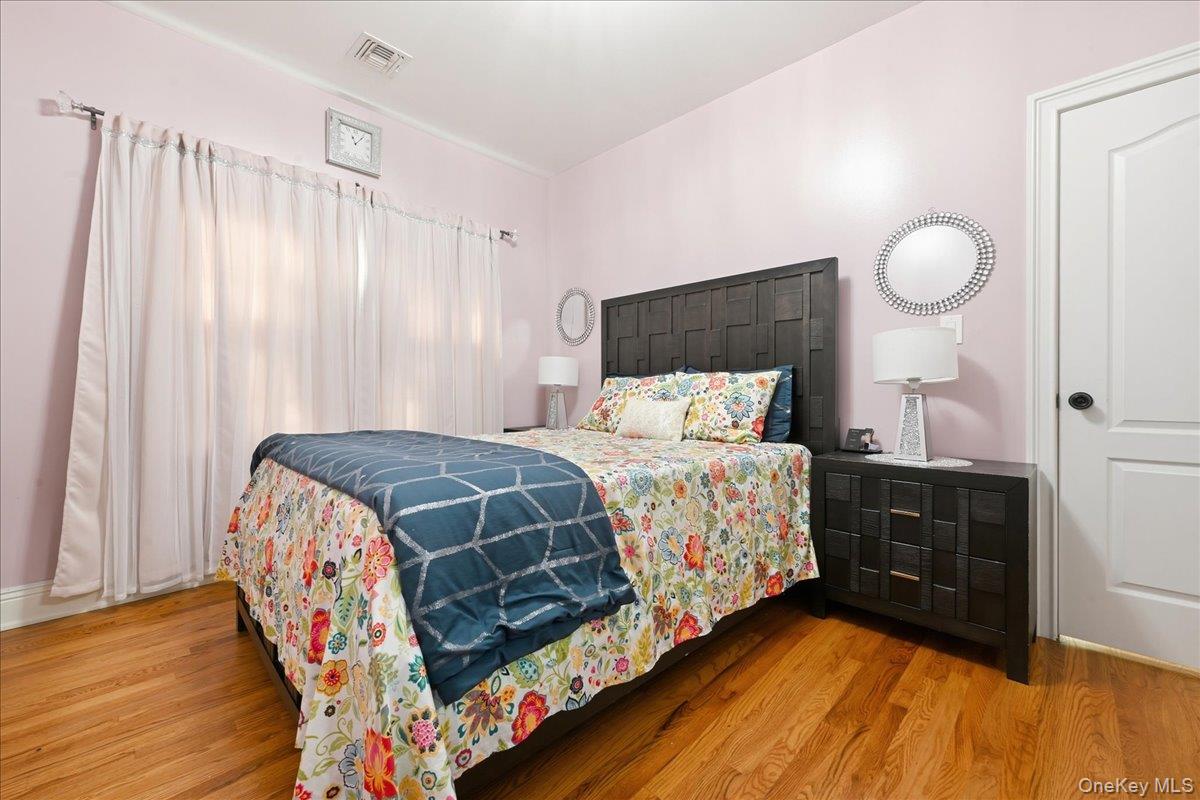 136 Oak Street – For Sale photo 22