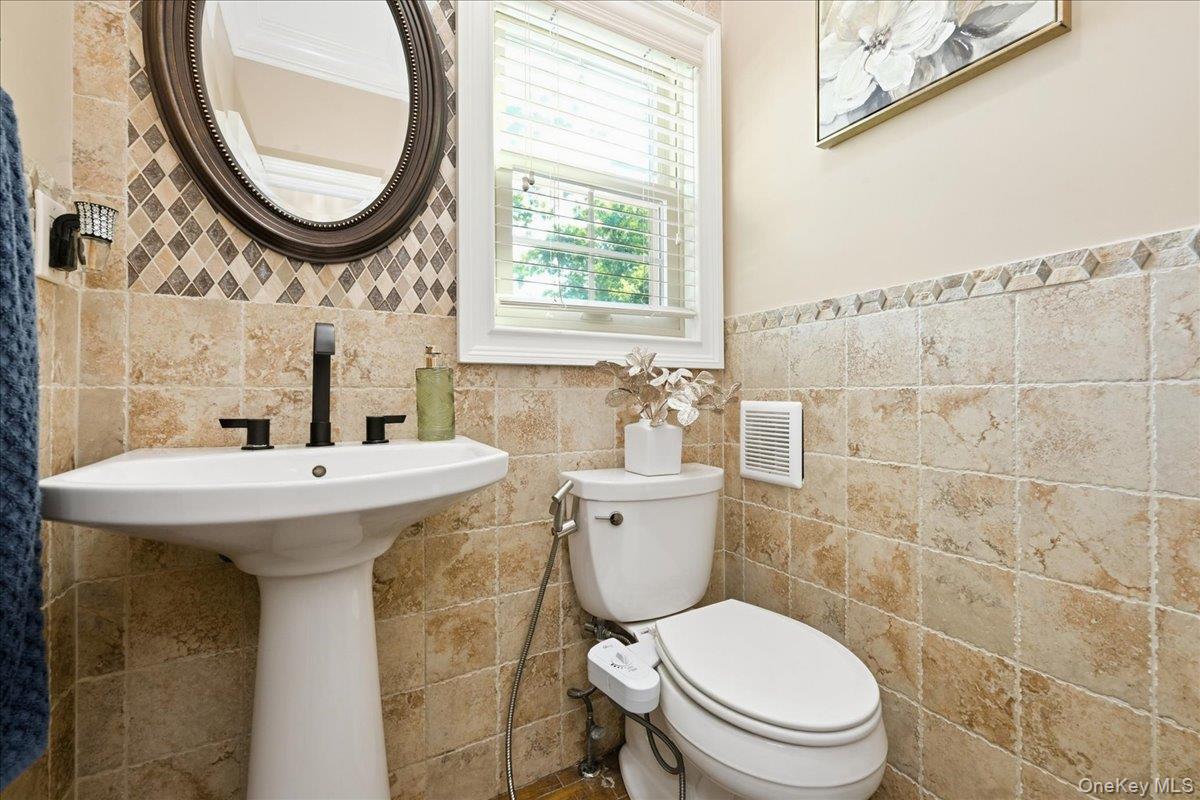 136 Oak Street – For Sale photo 14