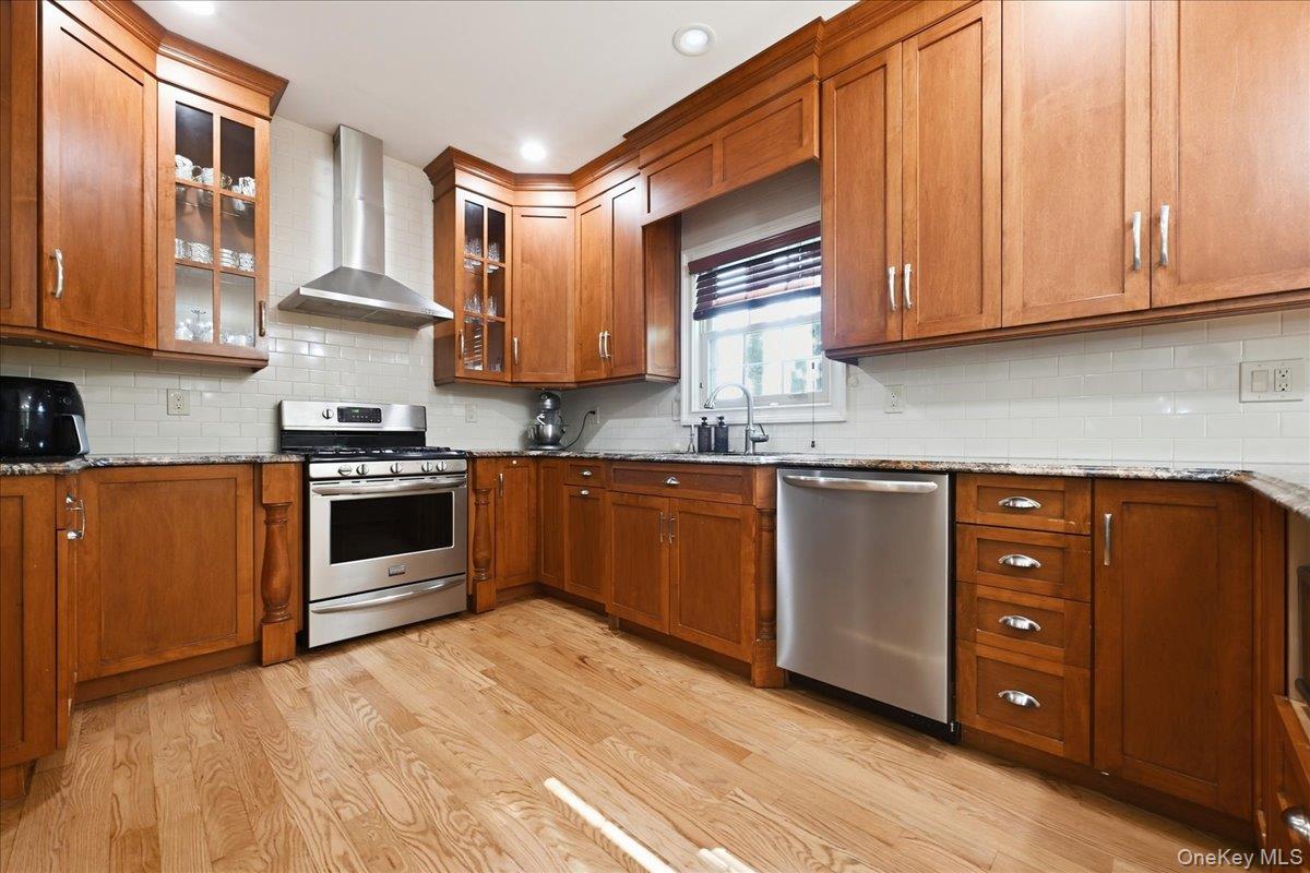 136 Oak Street – For Sale photo 11
