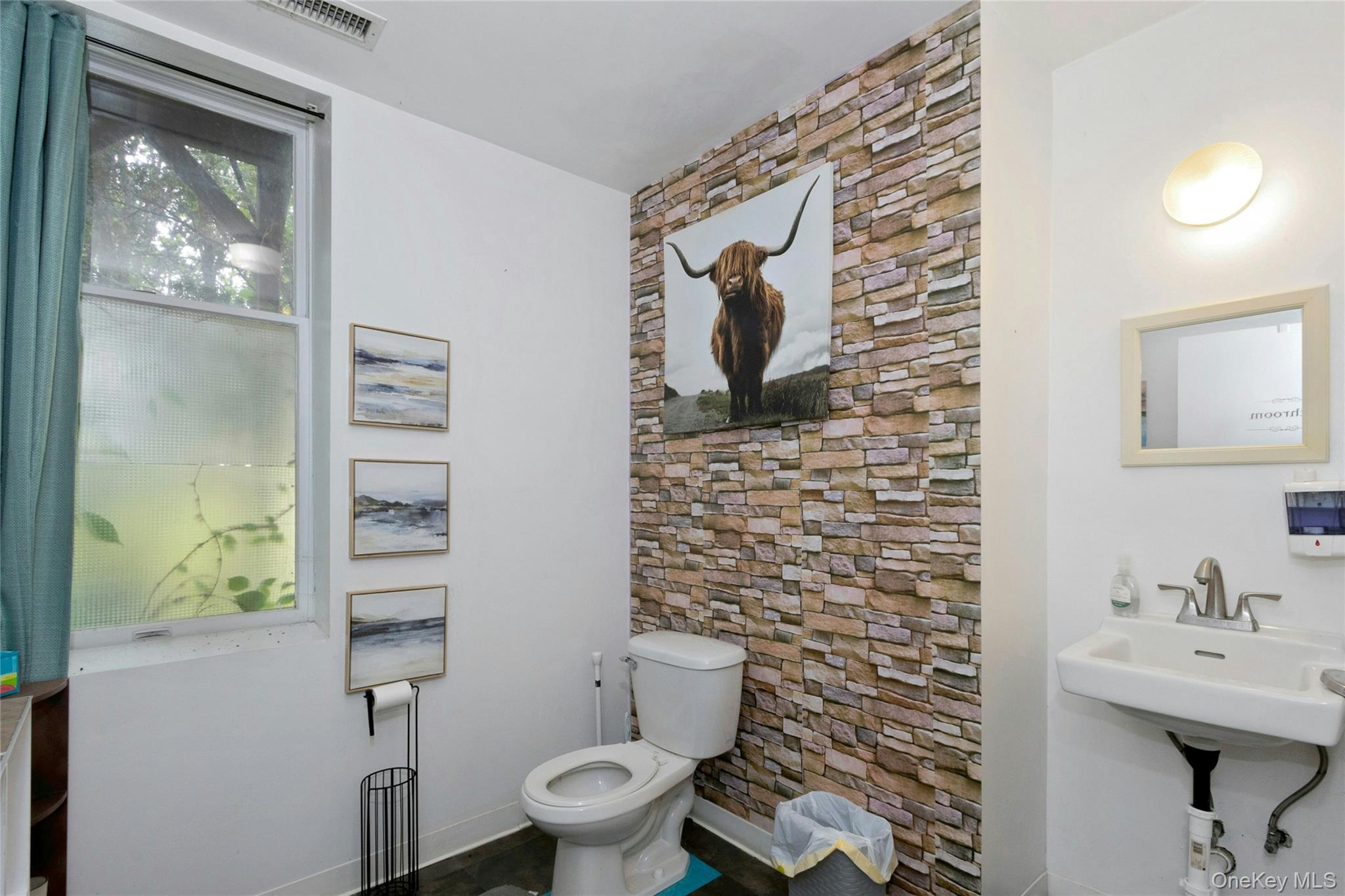 7-9 Cummings Lane – For Sale photo 16