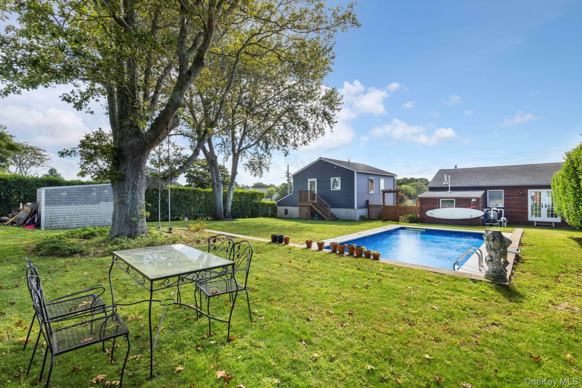 27 Landing Lane – For Sale photo 25