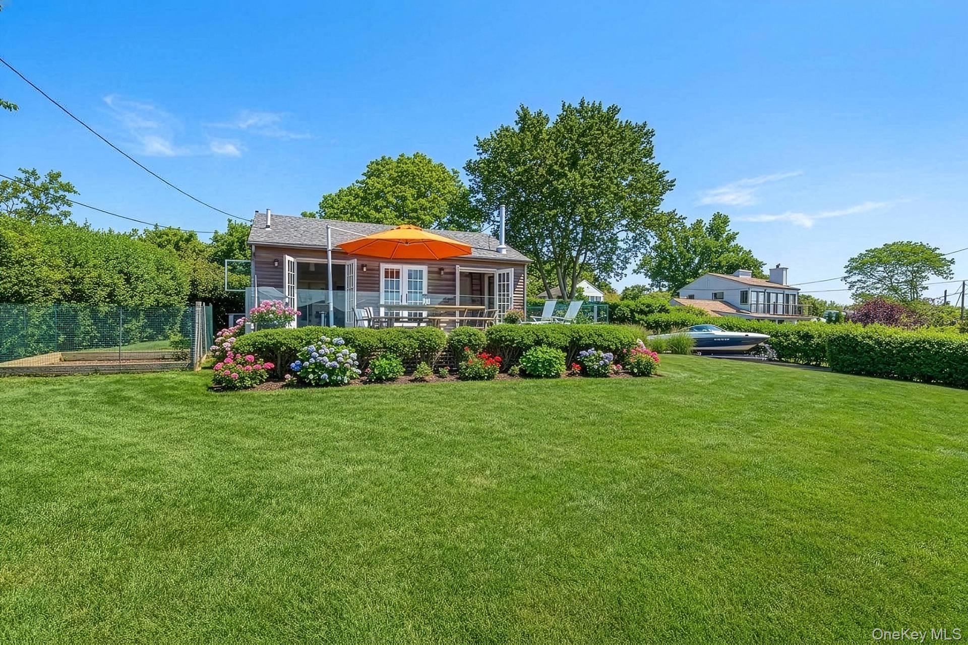 27 Landing Lane – For Sale photo 3
