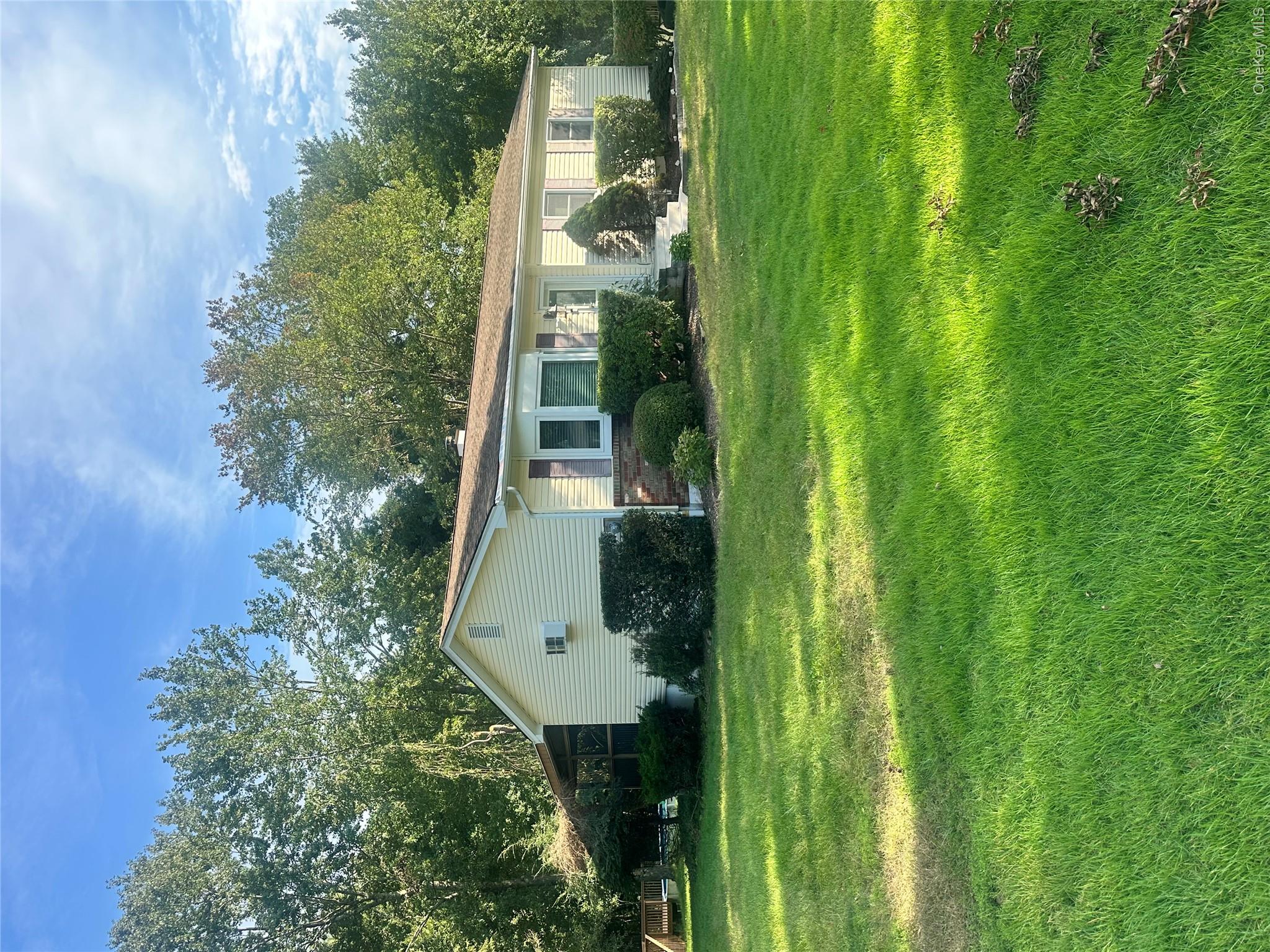 9 Elizabeth Drive – For Sale photo 3